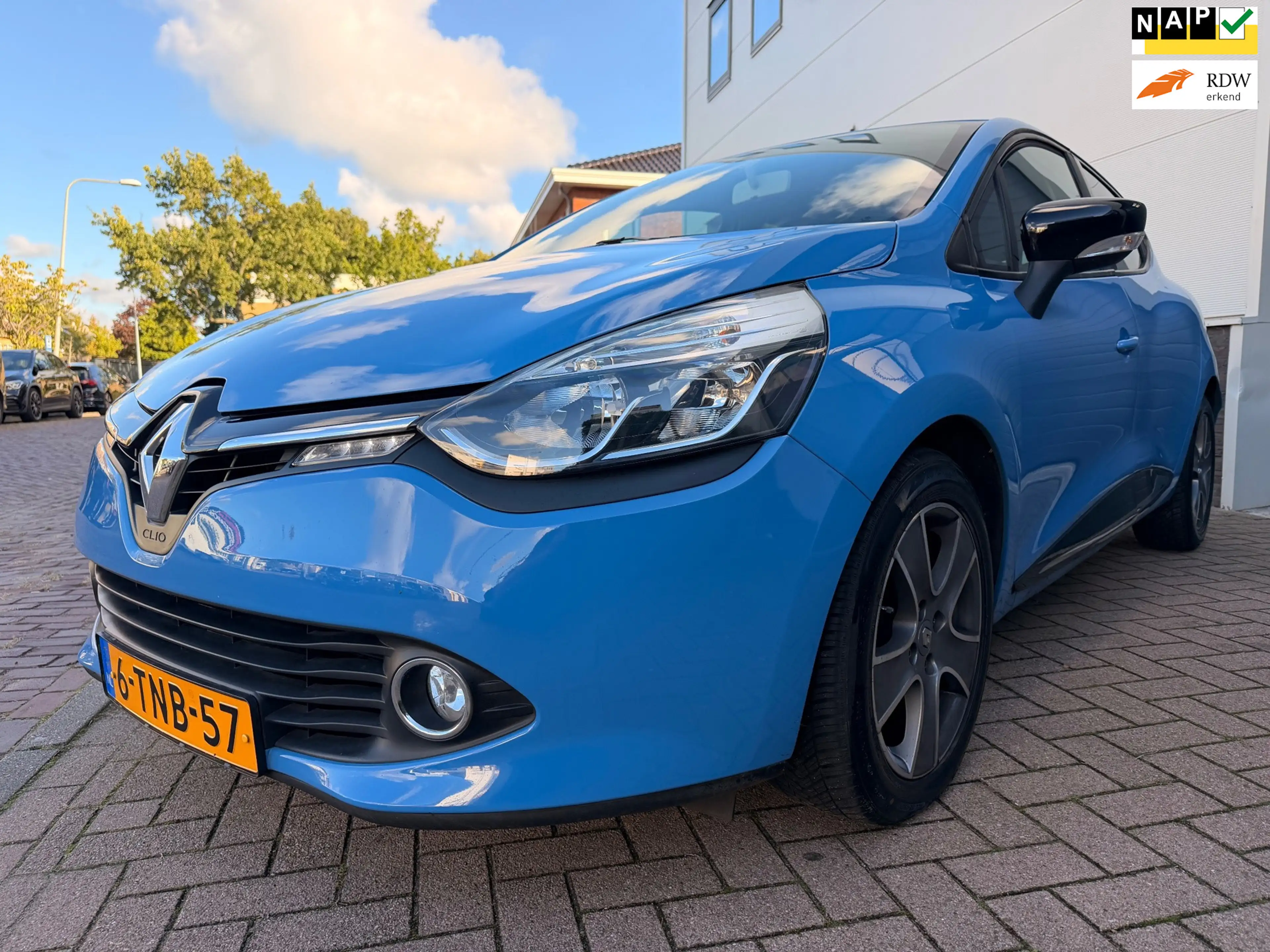 Renault Clio 0.9 TCe /Navi/Cruise-c/Airco/Aux/Mooie auto/Led/Tr