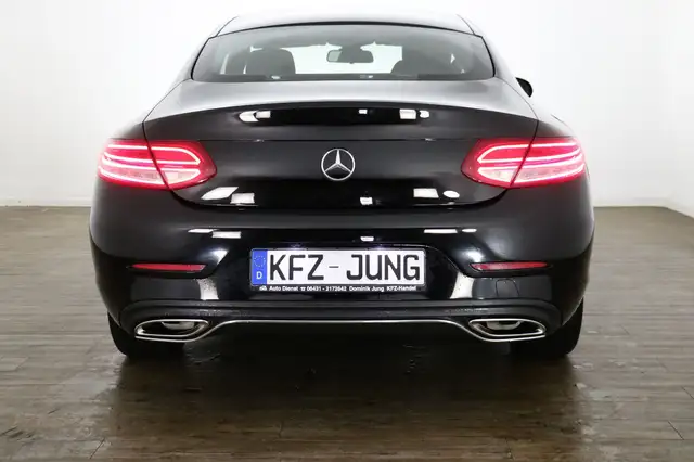 Mercedes-Benz C-Class view 7