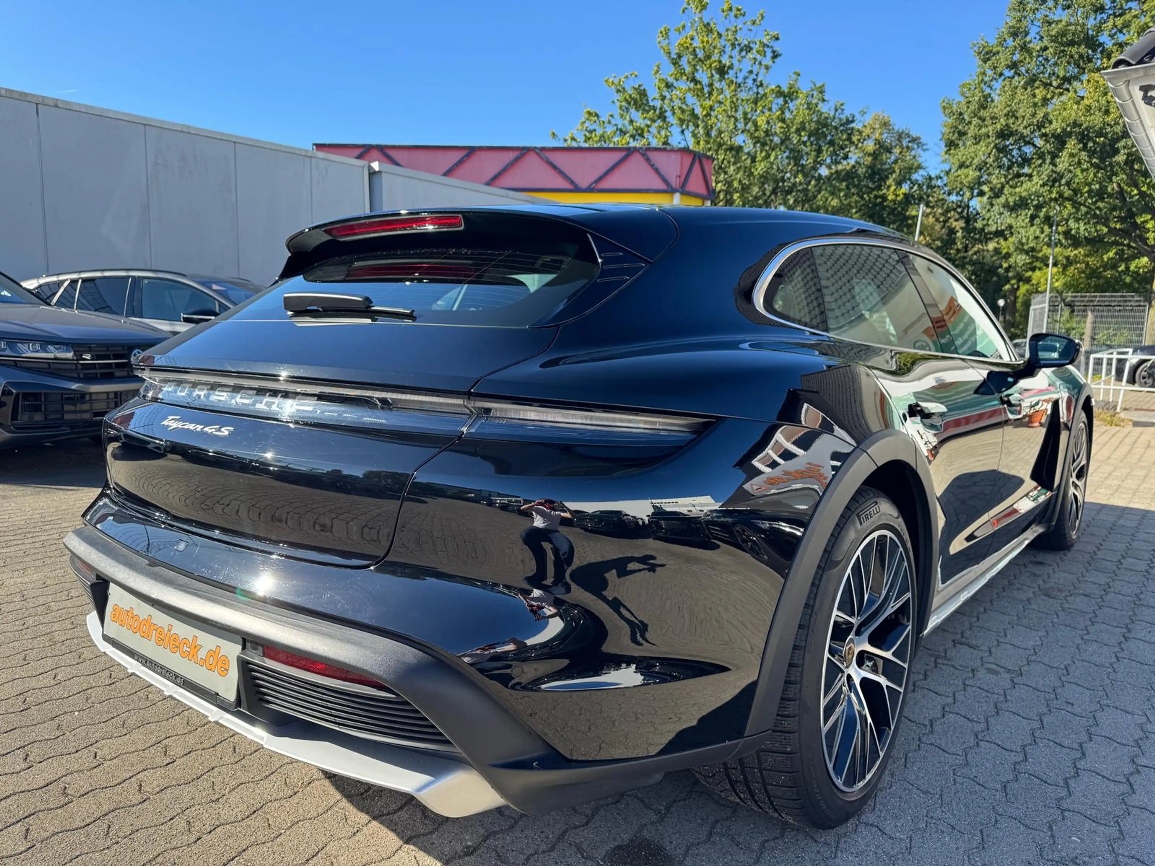 Porsche Taycan Cross Turismo 4 S ACC PANO BOSE MASSAGE — photo 7