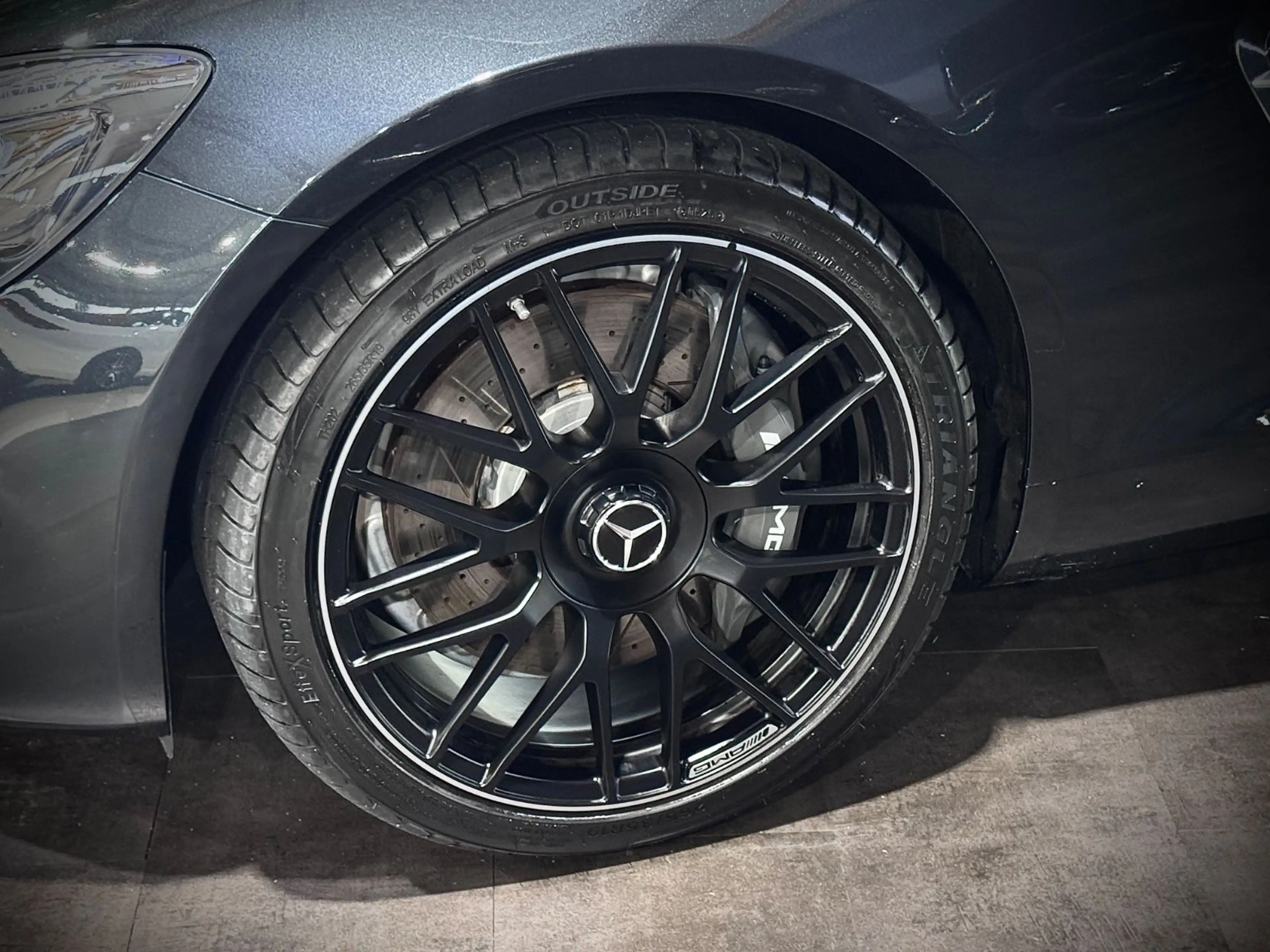 Mercedes-Benz AMG GT *4.0*COUPE*PANO*7G*BURMESTER*KAMERA*2.HD* — photo 3