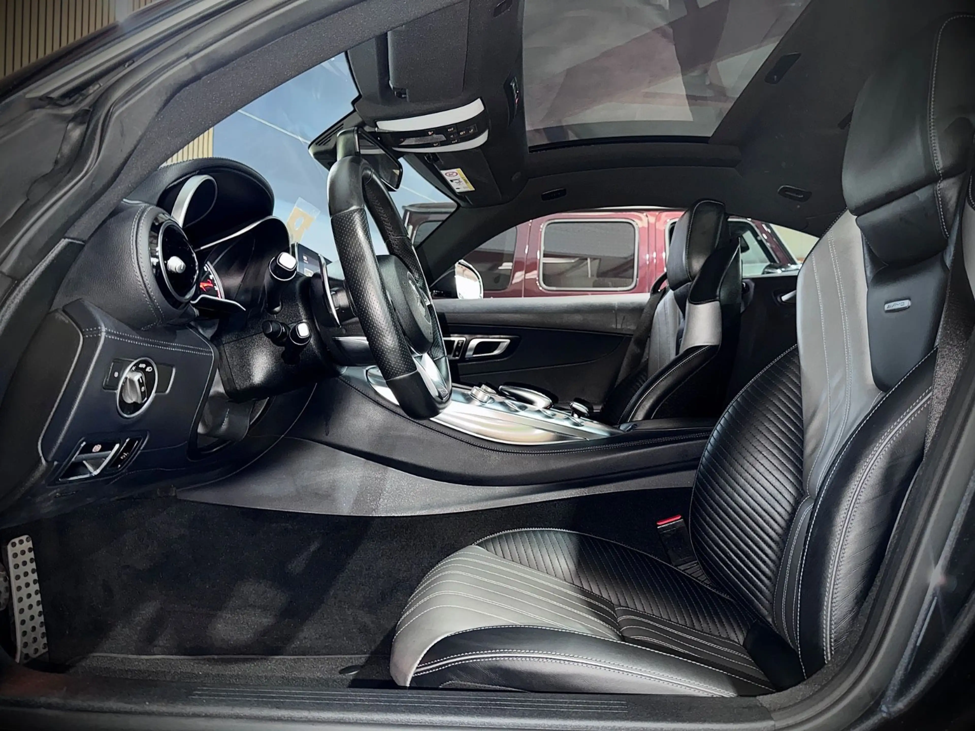 Mercedes-Benz AMG GT *4.0*COUPE*PANO*7G*BURMESTER*KAMERA*2.HD* — photo 12