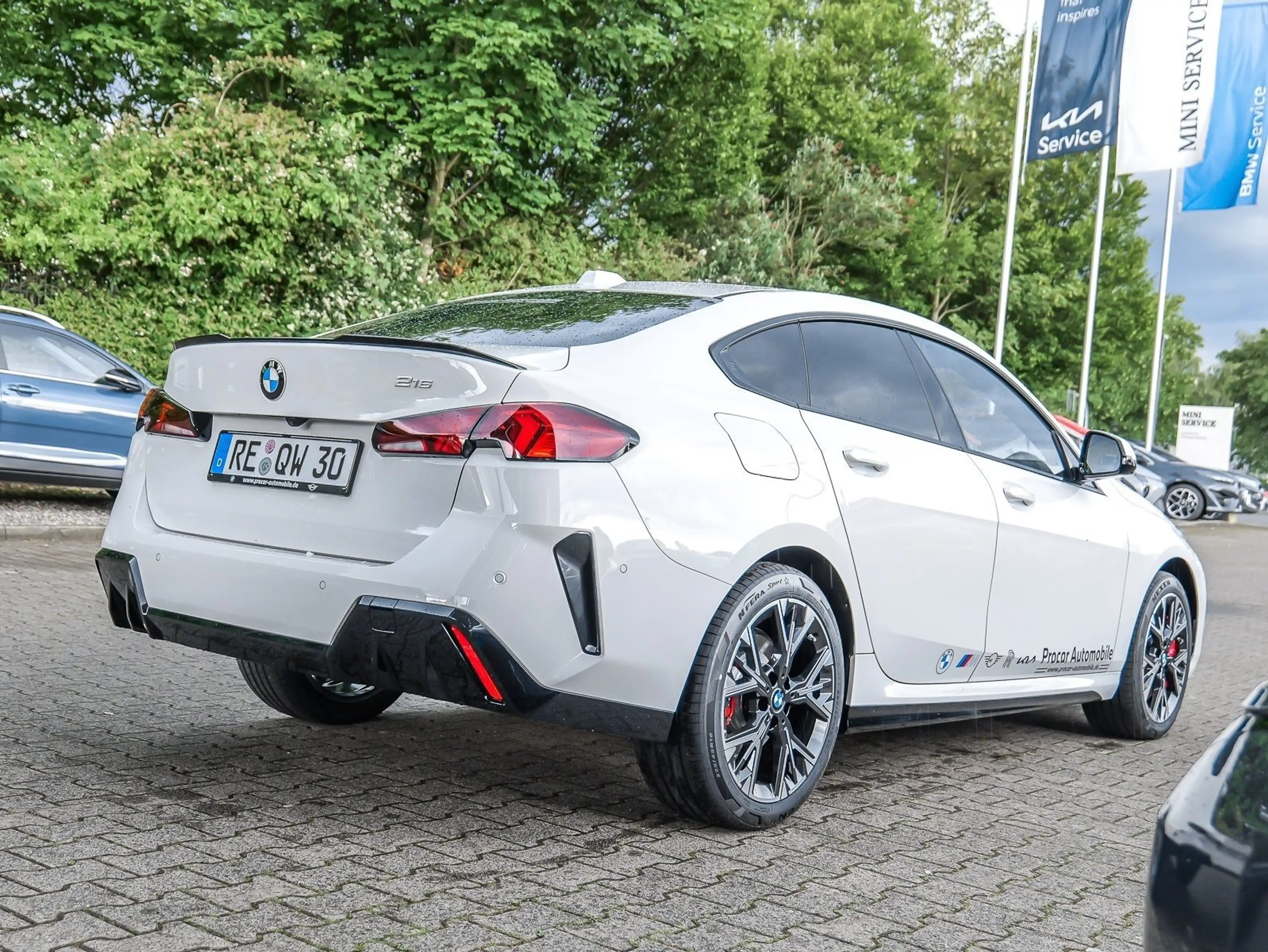 BMW 216 M Sport Pro HUD 360° H&K Iconic Glow RFK LM — photo 2
