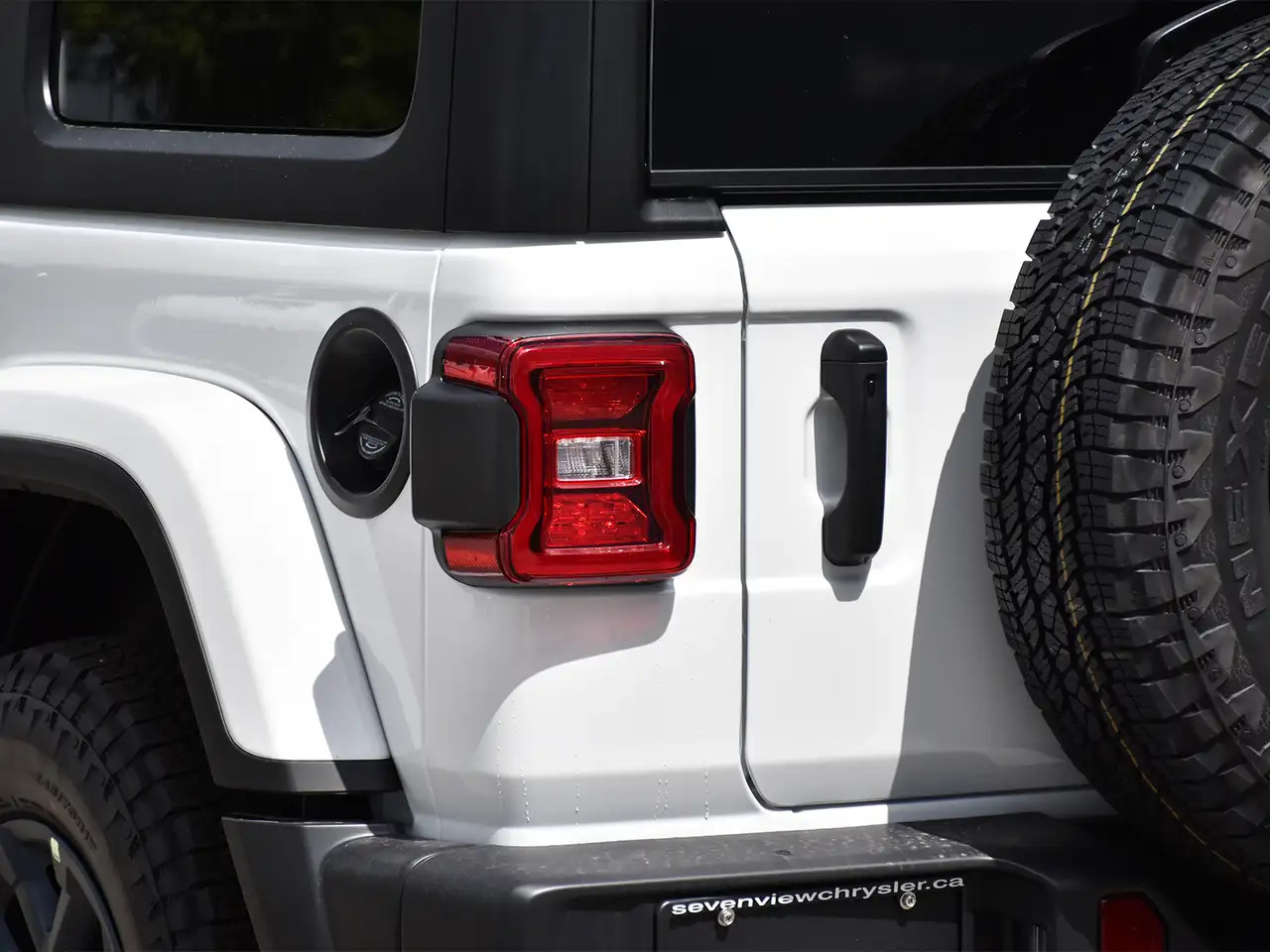 Jeep Wrangler снимка Jeep Wrangler