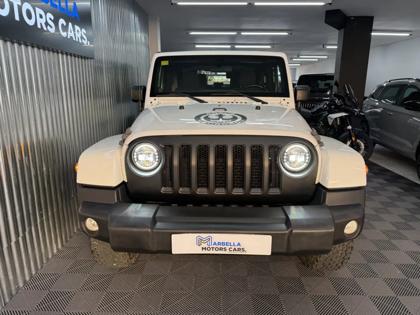 Jeep Wrangler 2.8CRD Sahara Aut. Blanco - 2