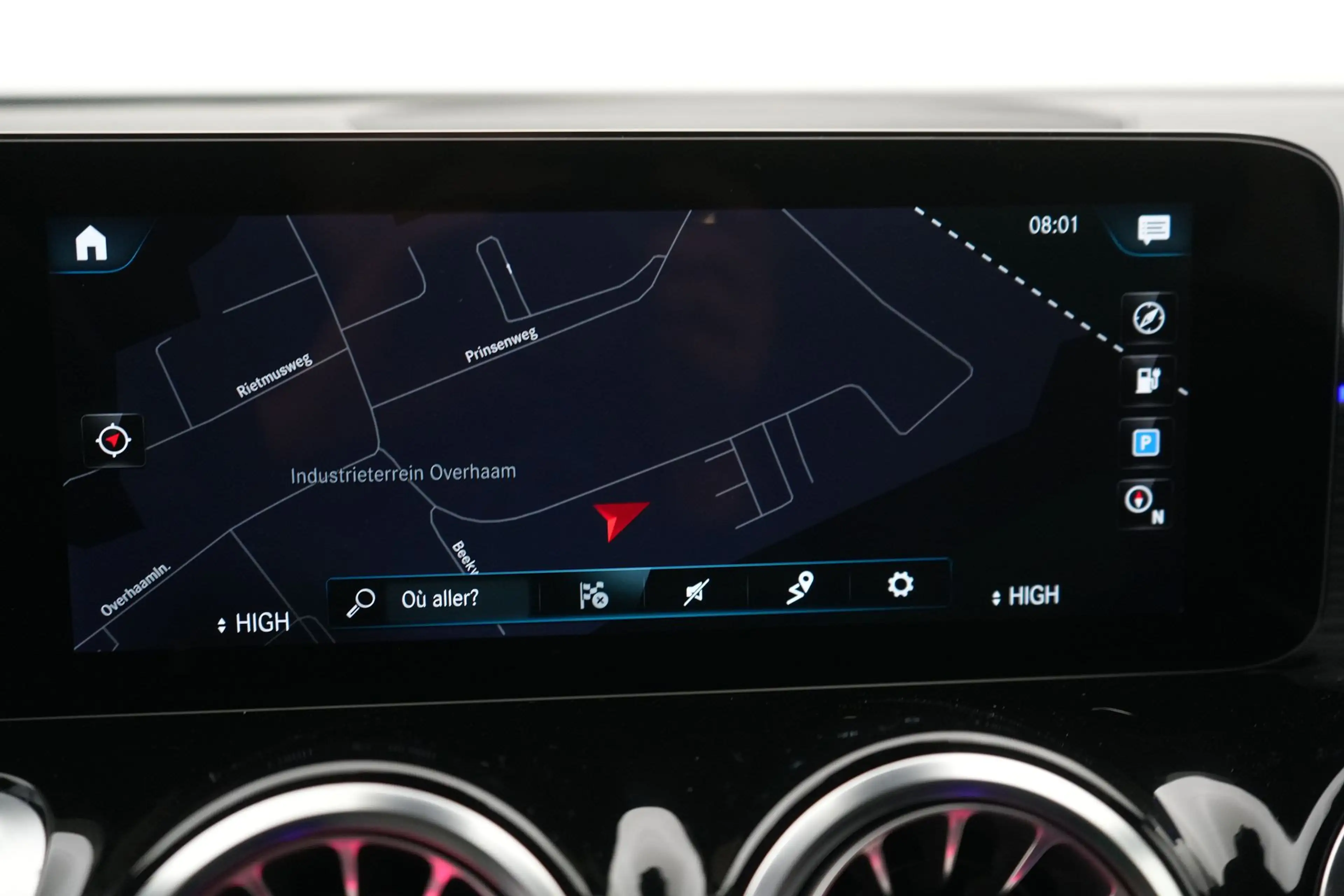 Mercedes-Benz EQB 250 Luxury Line Premium 7Pl. LEDER/CUIR LED GPS PDC 36 — photo 15