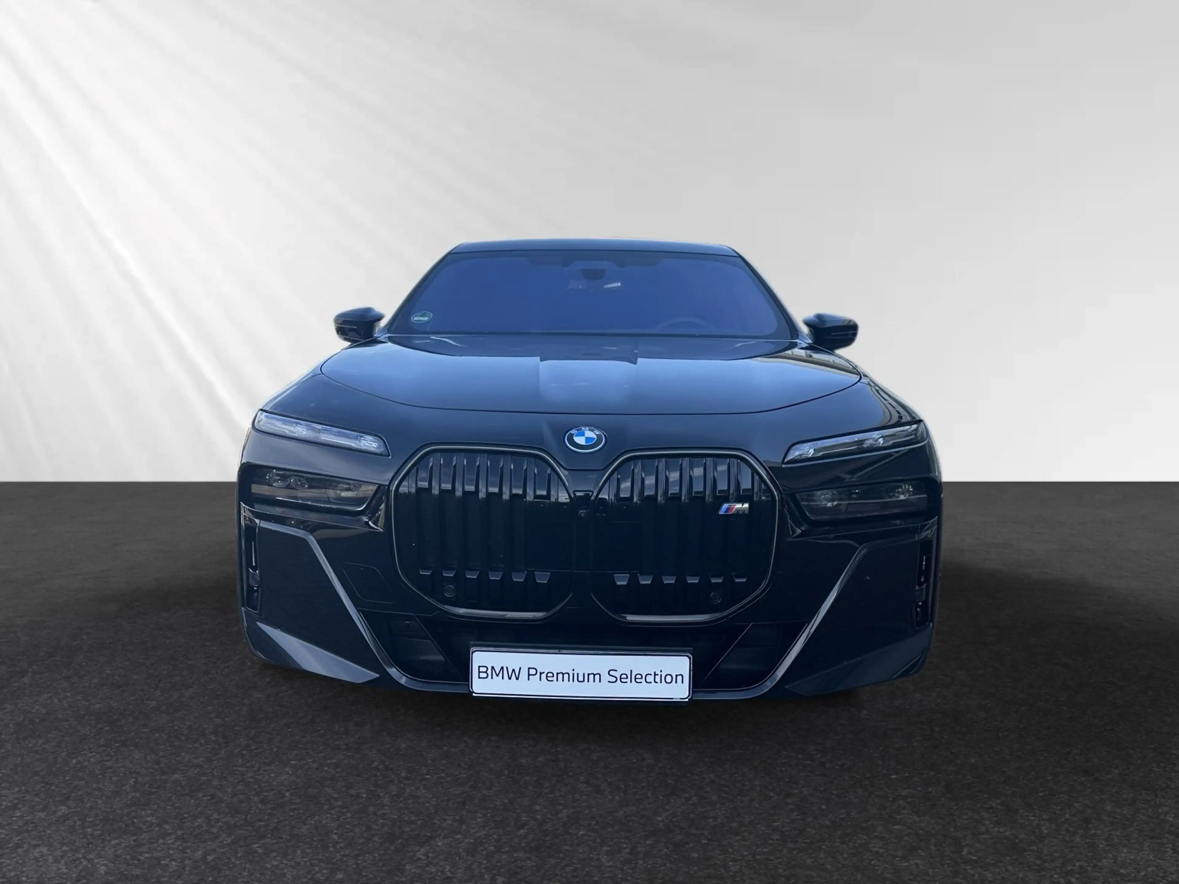 BMW 760 M760e xDrive Fond-Enterteinment|Bowers&Wilkins — photo 5