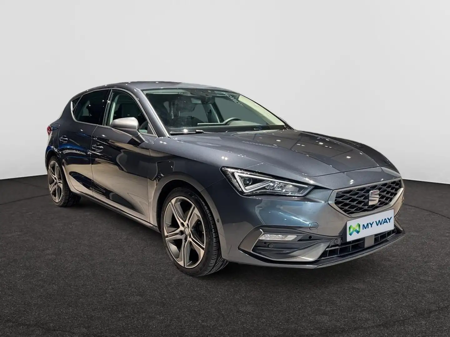 SEAT Leon Leon 5D FR 1.5 TSI 130ch (96kW) MANUELLE 6v EURO 6 Gris - 2