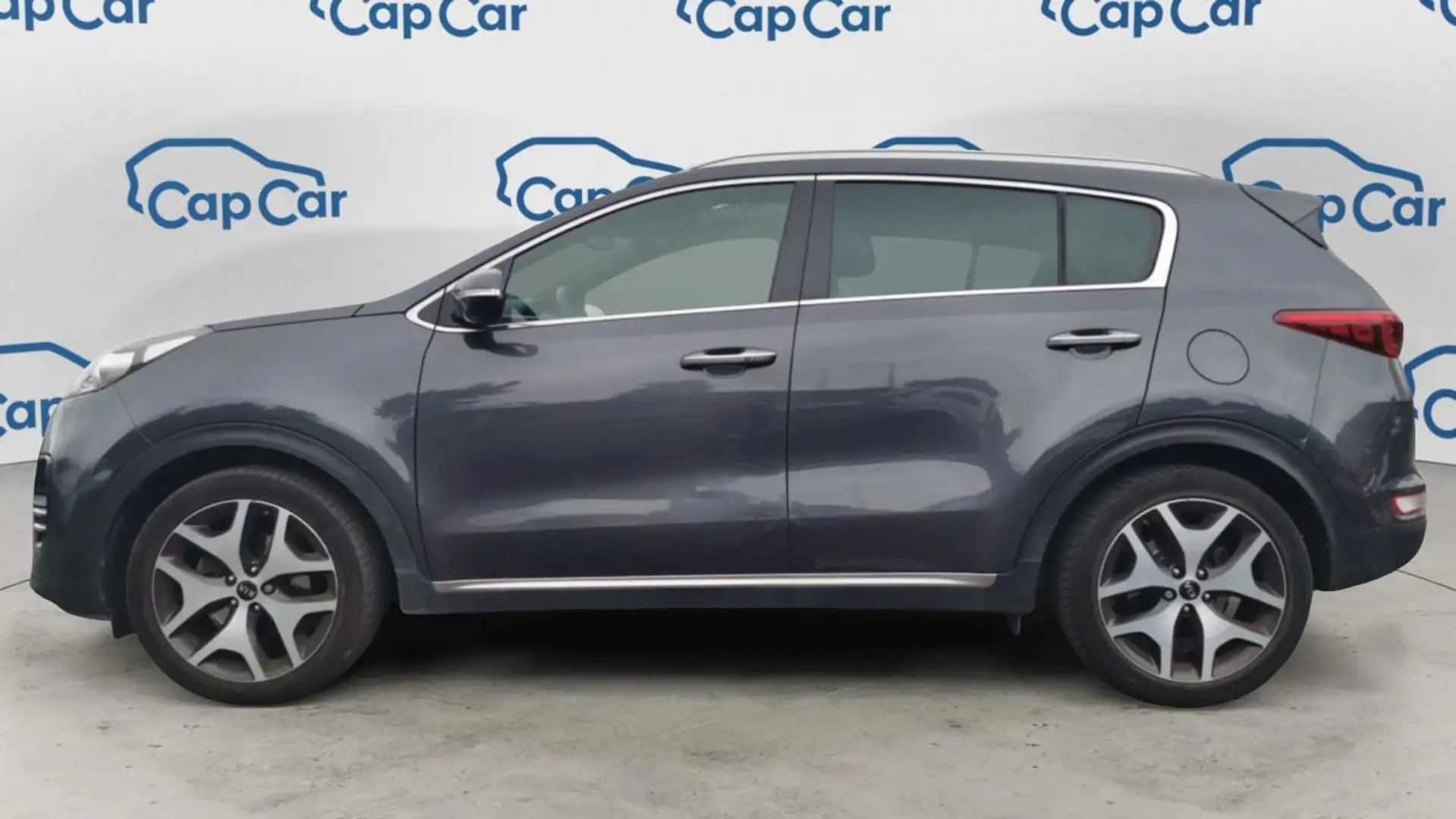 Kia Sportage IV 2.0 CRDi 115 GT-Line - 2