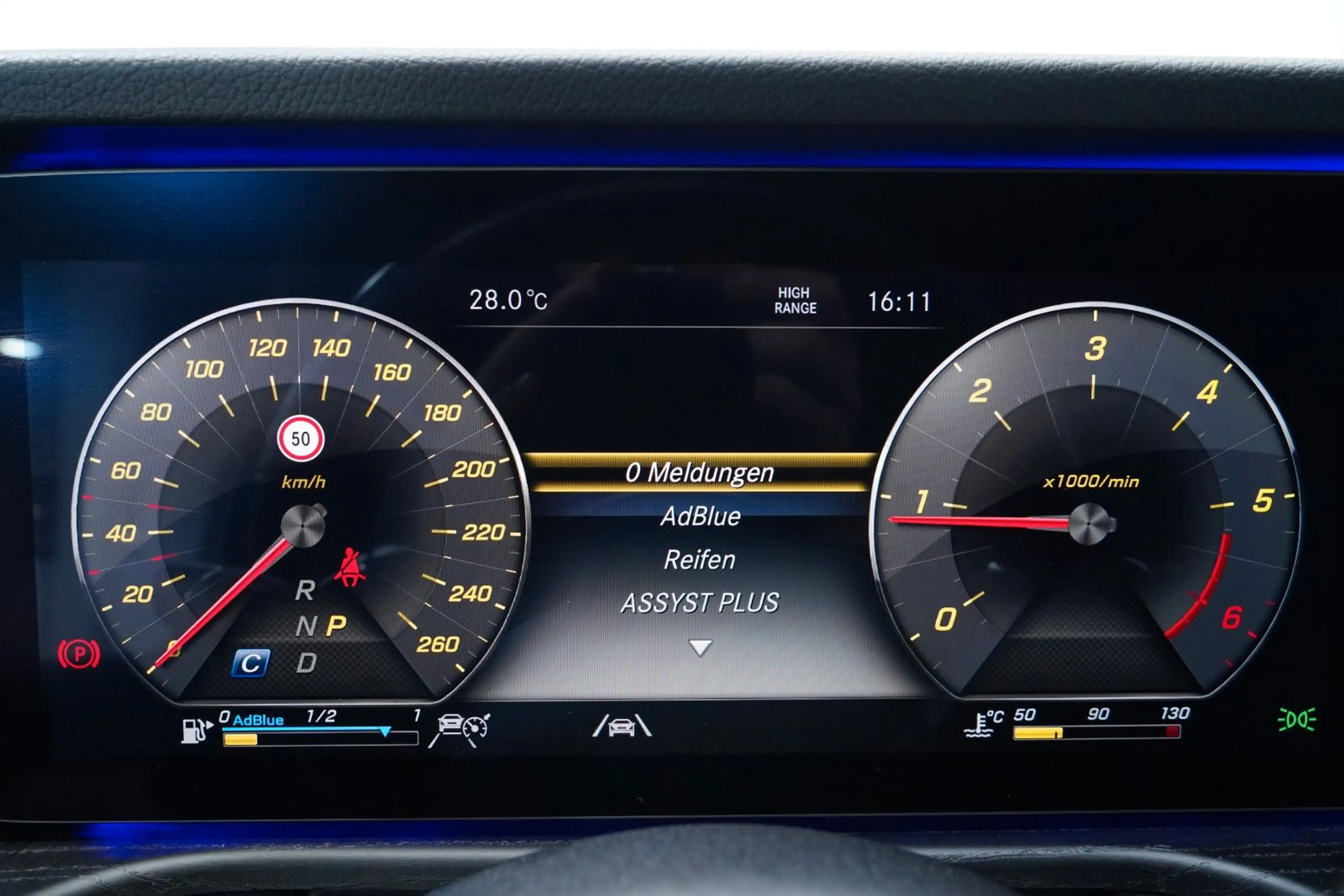 Mercedes-Benz G 350 d 4M AMG MULTIBEAM/SPUR/BURM/DISTR+/MANUF — photo 13