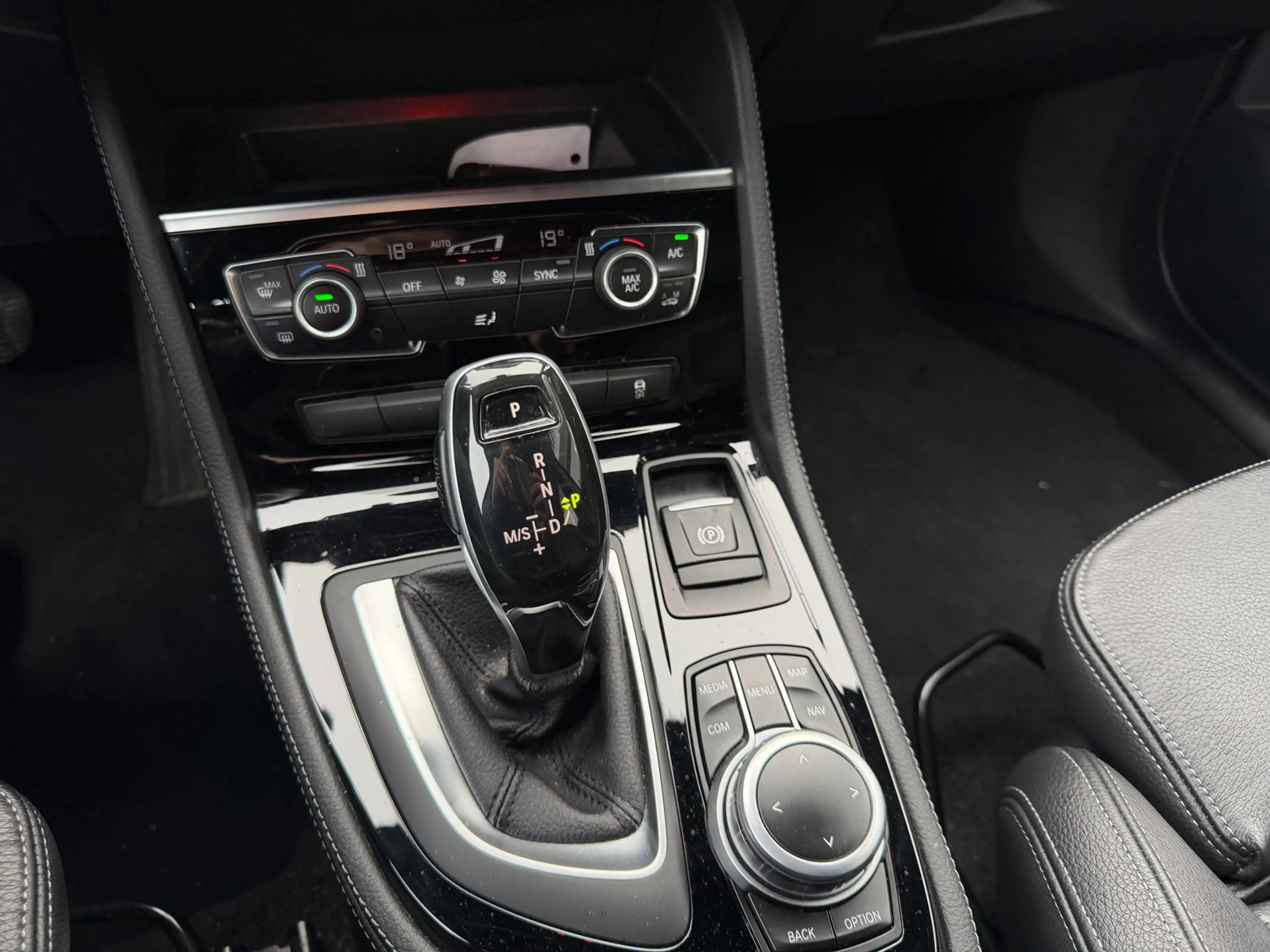 BMW 218 2-serie Active Tourer 218i Executive — photo 22