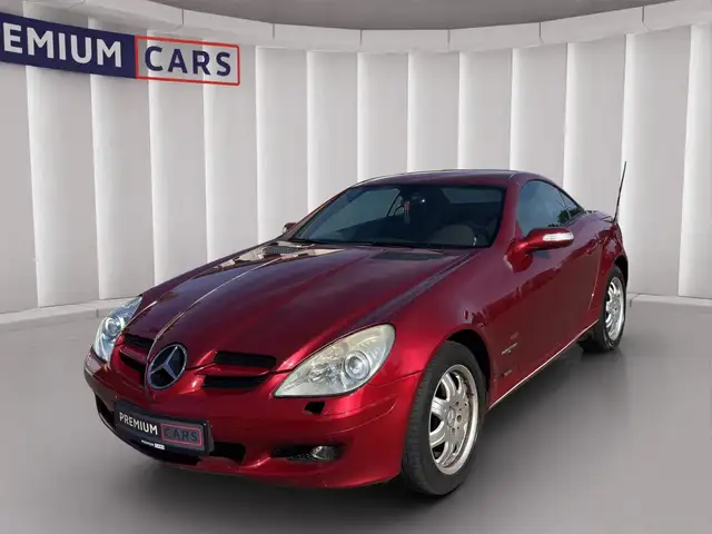 2004 Mercedes-Benz SLK in Red for sale