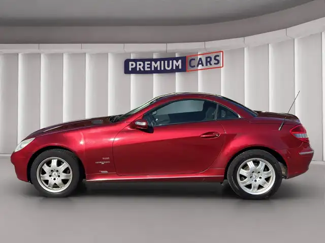 Mercedes-Benz SLK view 2