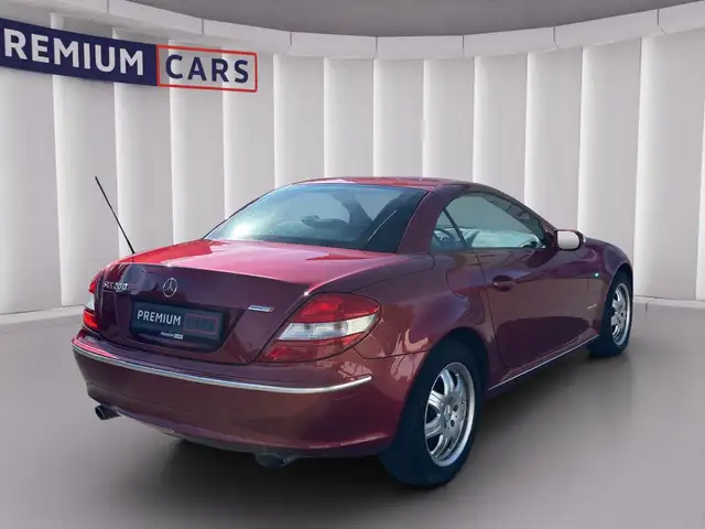 Mercedes-Benz SLK view 5