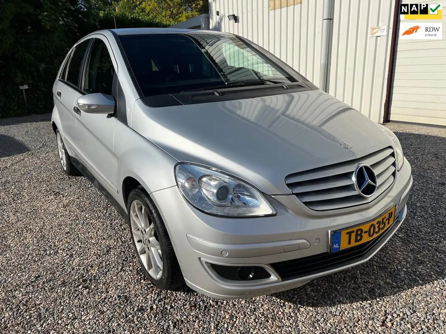 Mercedes-Benz B 170 AUTOMAAT.NAVI.TREKHAAK.NEW-APK! Gris - 1