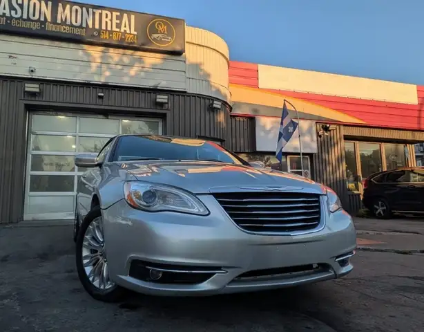 Chrysler 200 2011