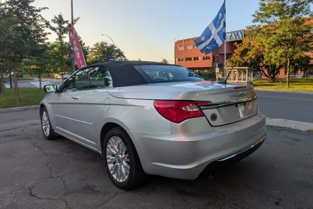 Chrysler 200 2011 — photo 5