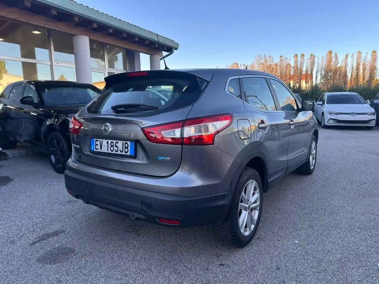 Nissan Qashqai 1.5 dCi Acenta Gris - 2