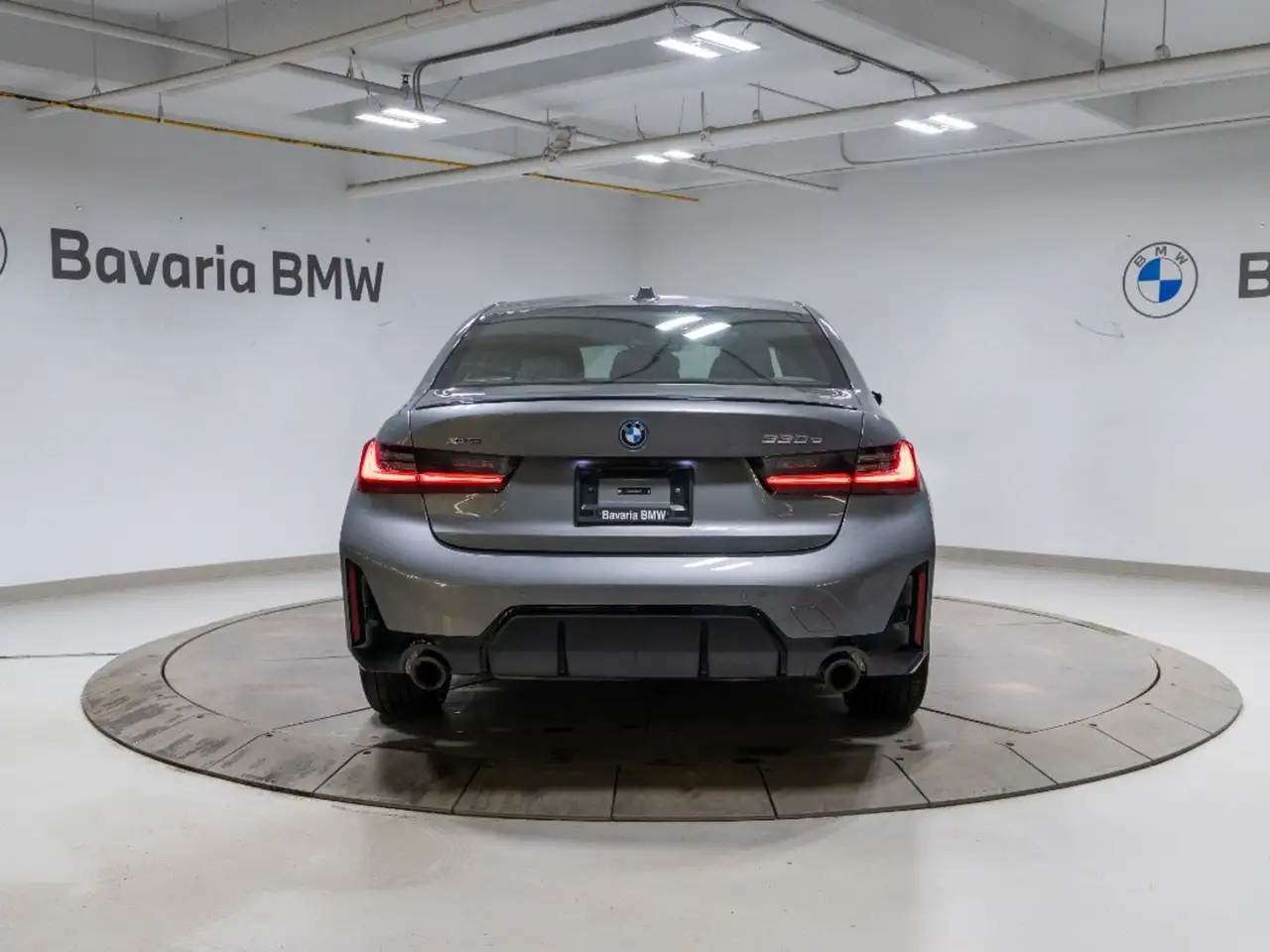BMW 3 Series photo BMW 3 Series