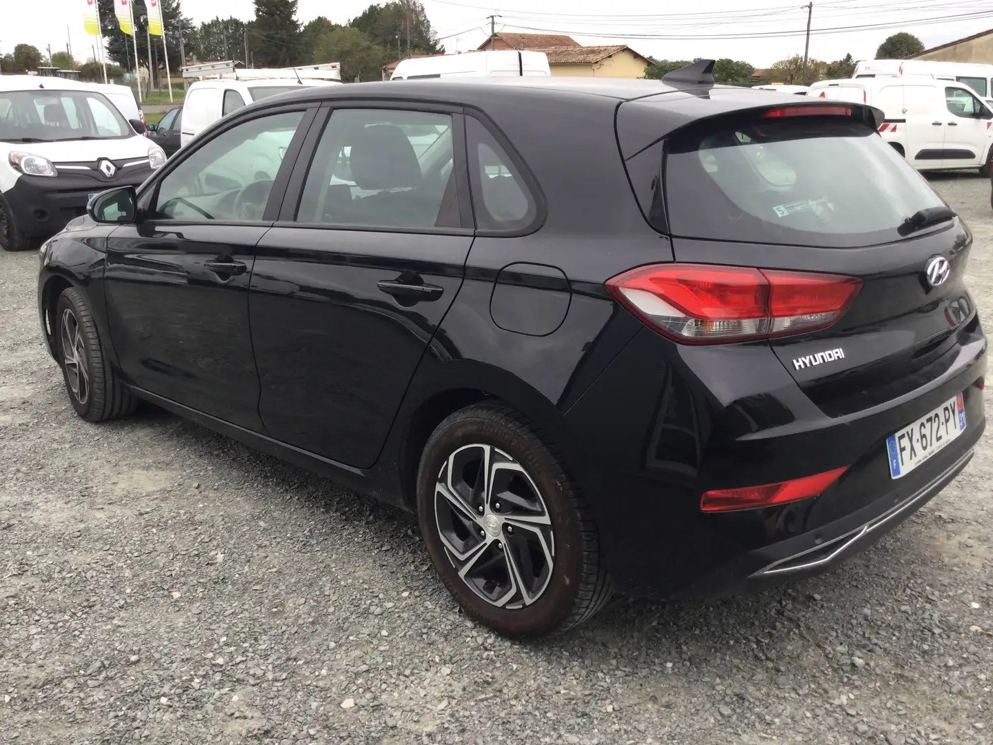 Hyundai i30 I30 1.6 CRDI 115 DCT-7  BUSINESS Noir - 2