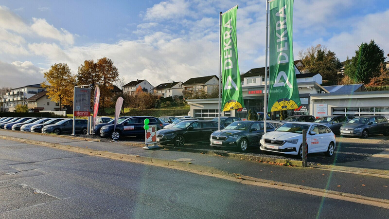 Skoda Karoq 1.5TSI DSG Selection Plus*AHK*Kamera*ACC — photo 3