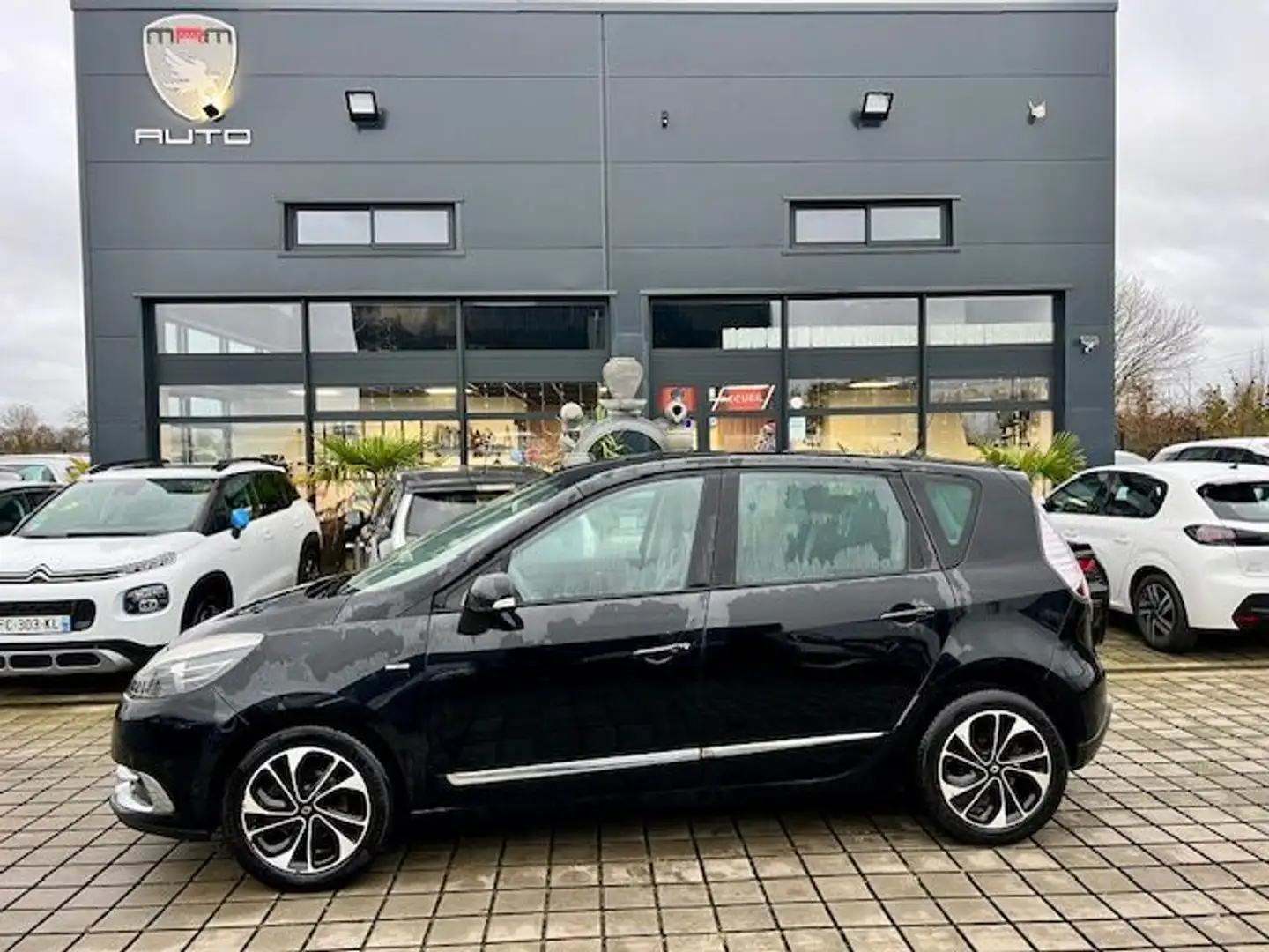 Renault Megane SCENIC 1.5L dCi 110CH ECO2 BOSE EDITION EDC Noir - 1