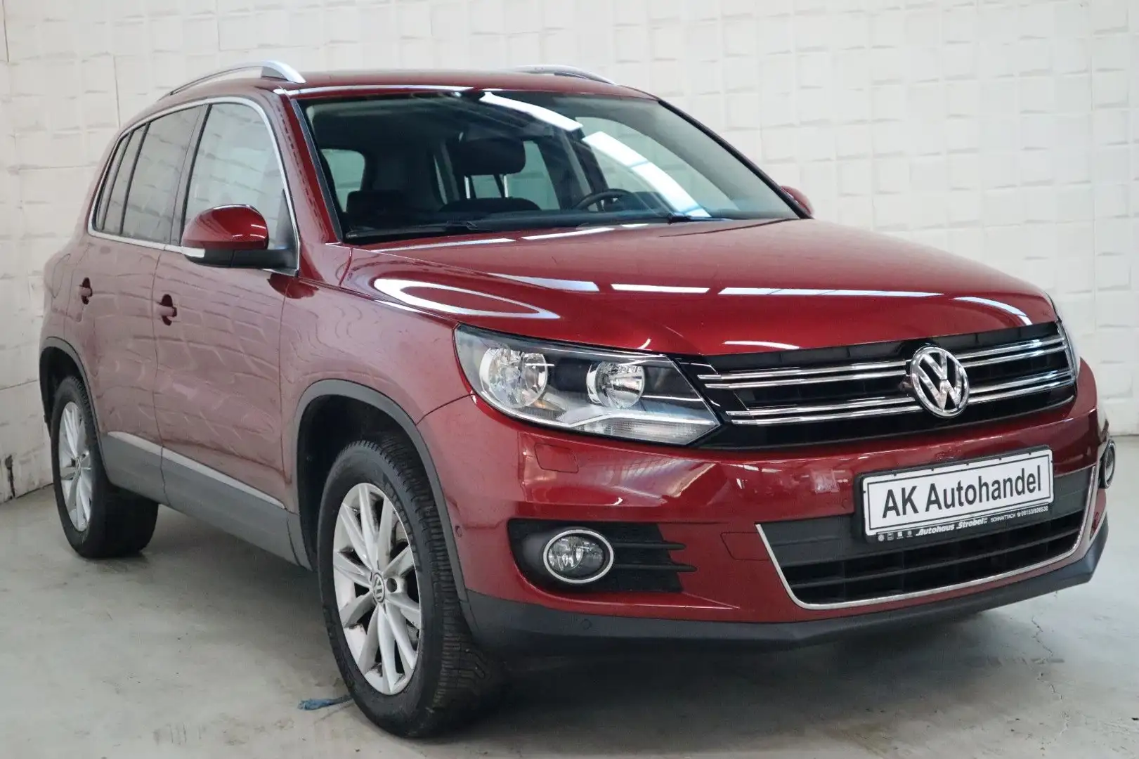 Volkswagen Tiguan Sport & Style 4Motion,DSG, 1 Hand Rot - 1