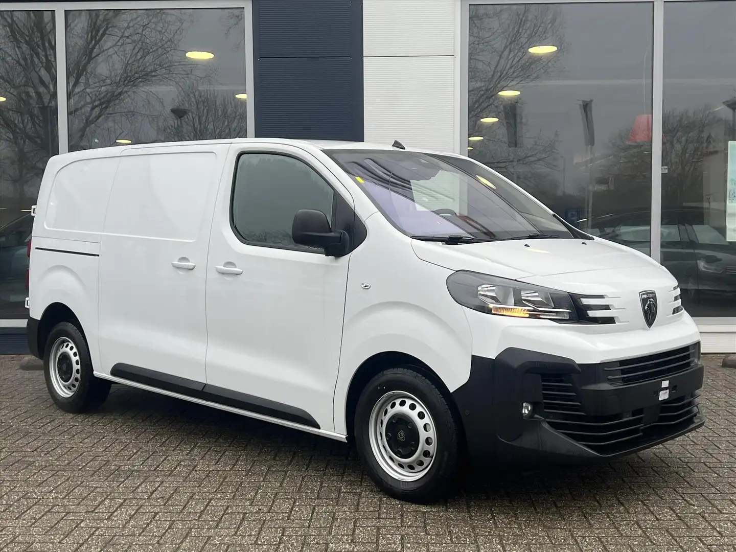 Peugeot Expert GB L2 2.0 BlueHDi 145pk 3-zits| Airco | Navigatie Wit - 2