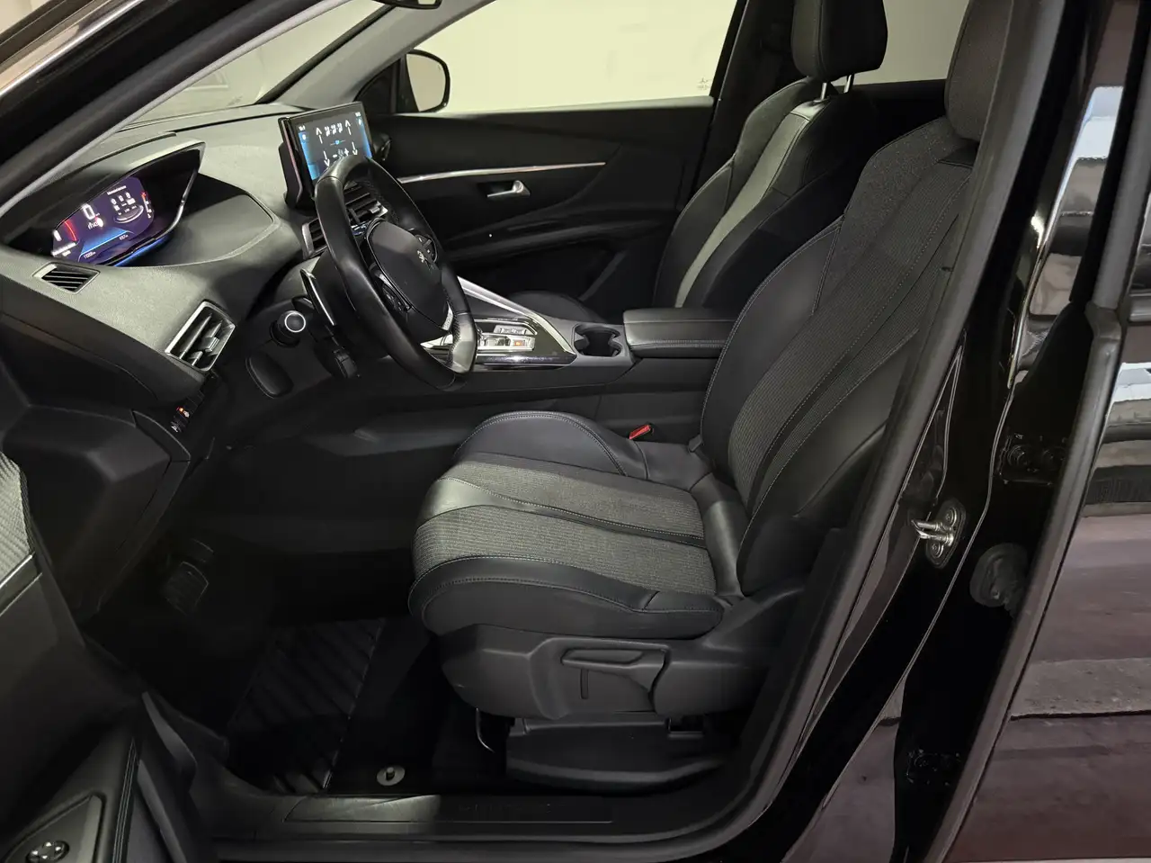 Peugeot 3008 1.5 bluehdi Allure Pack s&s 130cv eat8 11