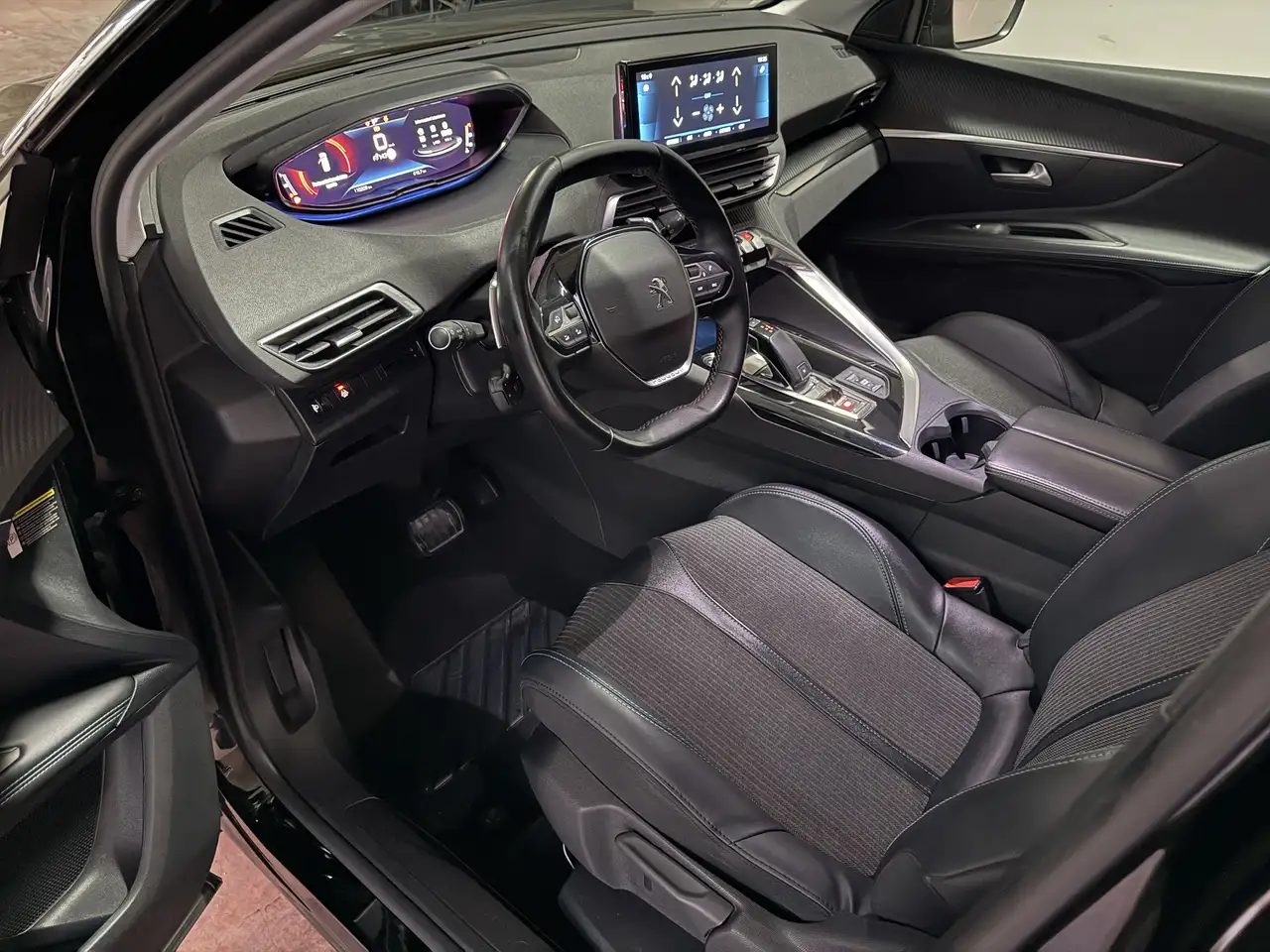 Peugeot 3008 1.5 bluehdi Allure Pack s&s 130cv eat8 10