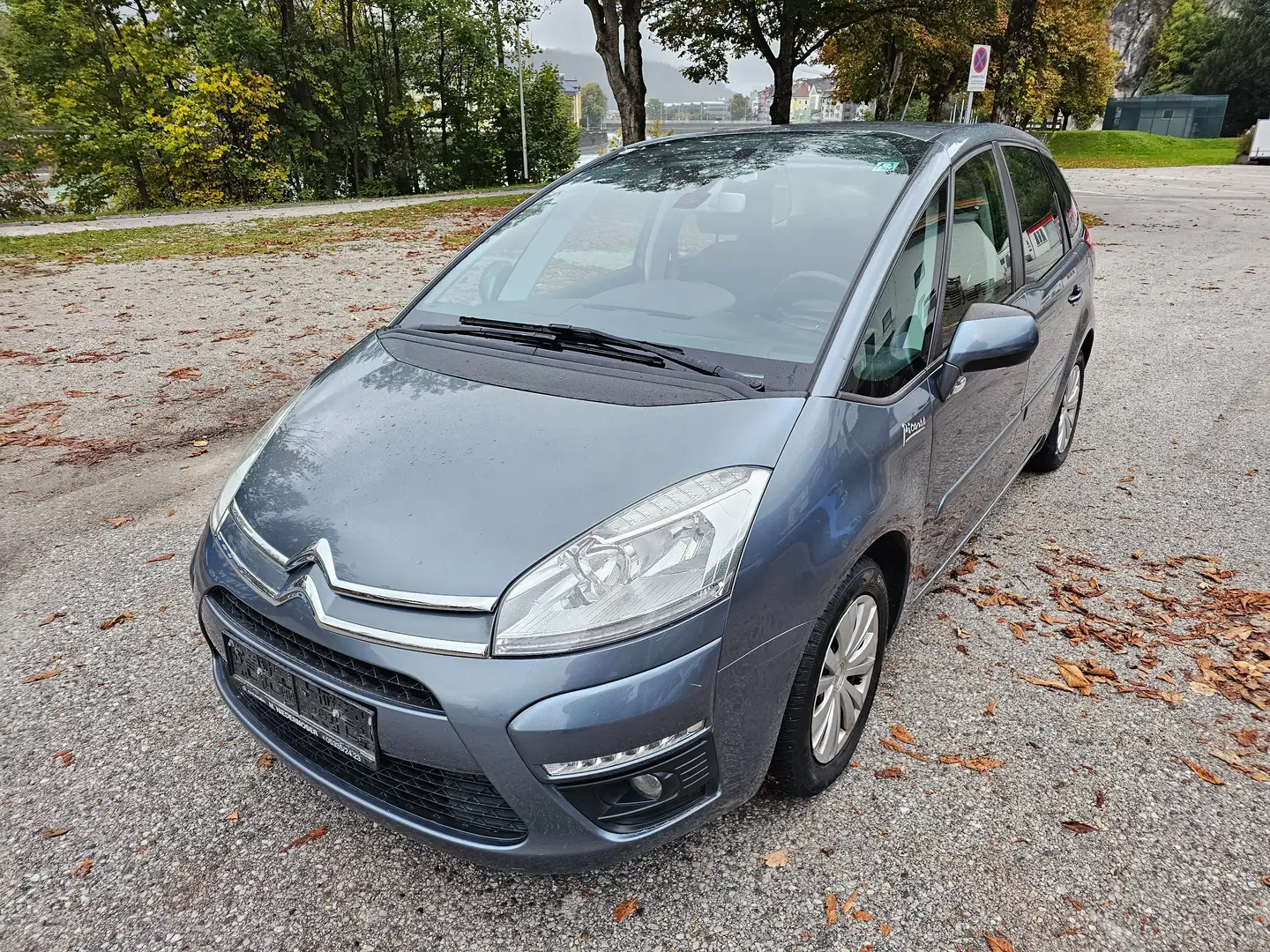 Citroen C4 Picasso Tendance Grau - 1