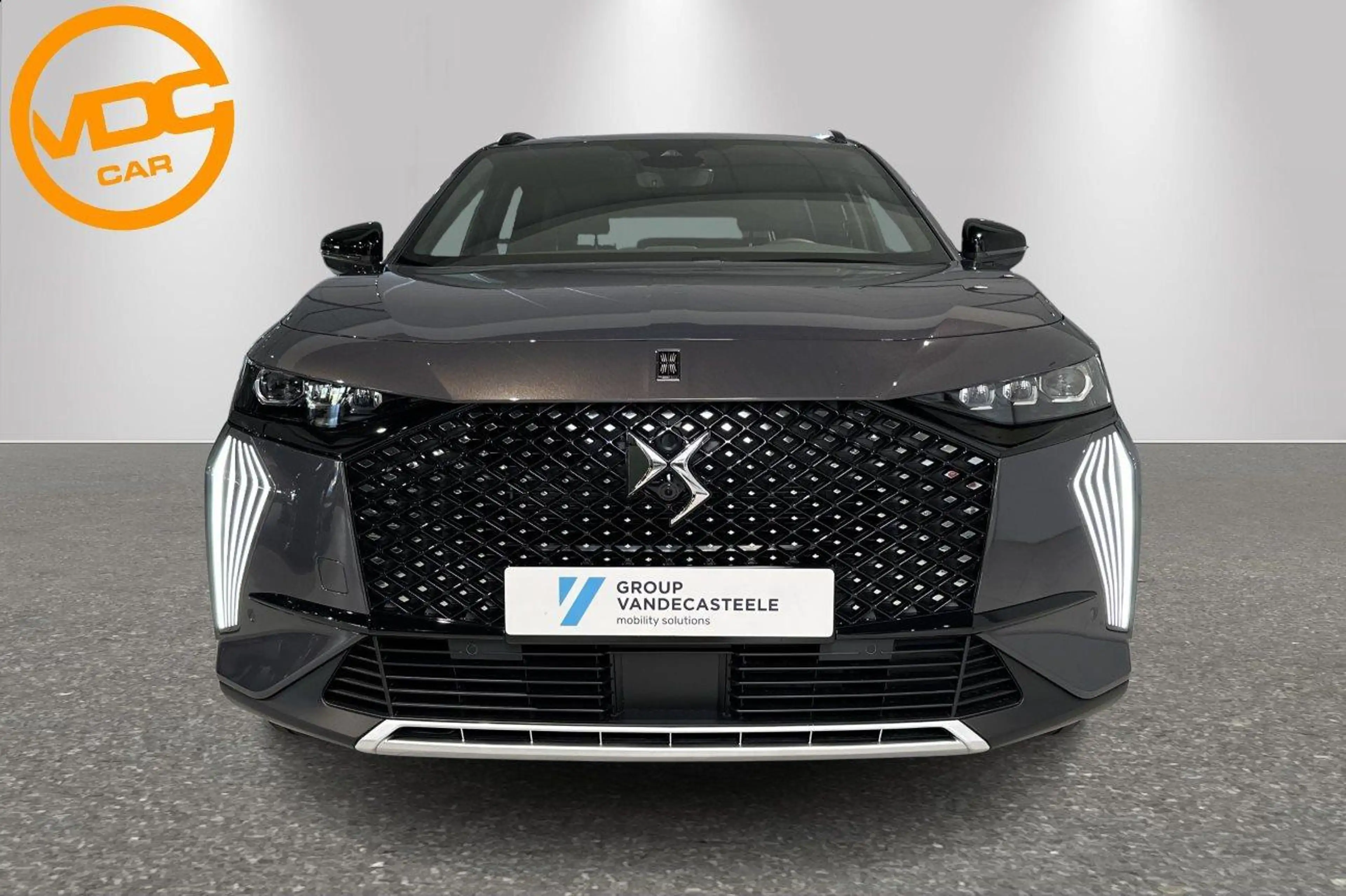 DS Automobiles DS 7 PLUG-IN HYBRID 225 ETOILE — photo 5