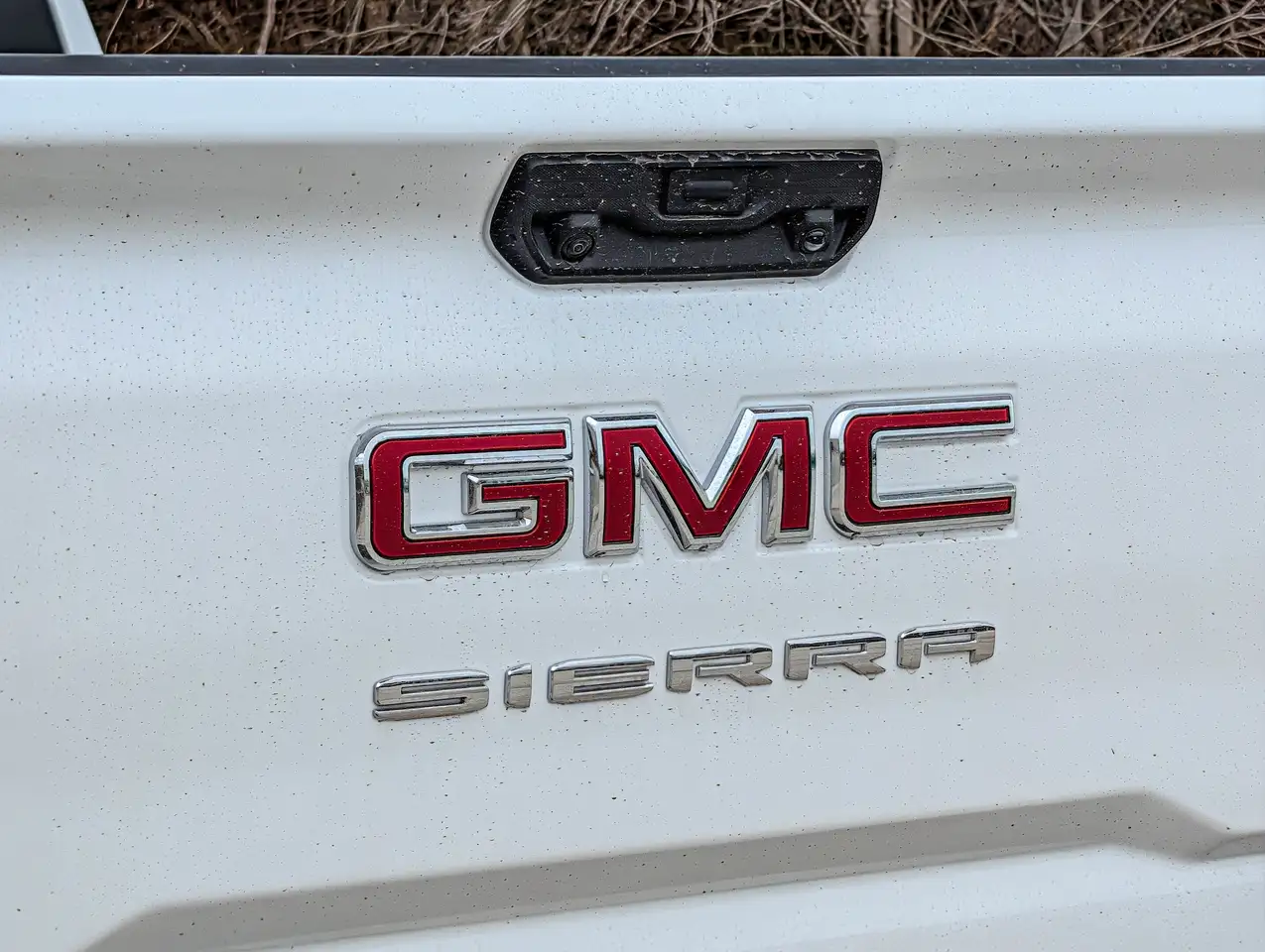 GMC Sierra 2500HD снимка GMC Sierra 2500HD