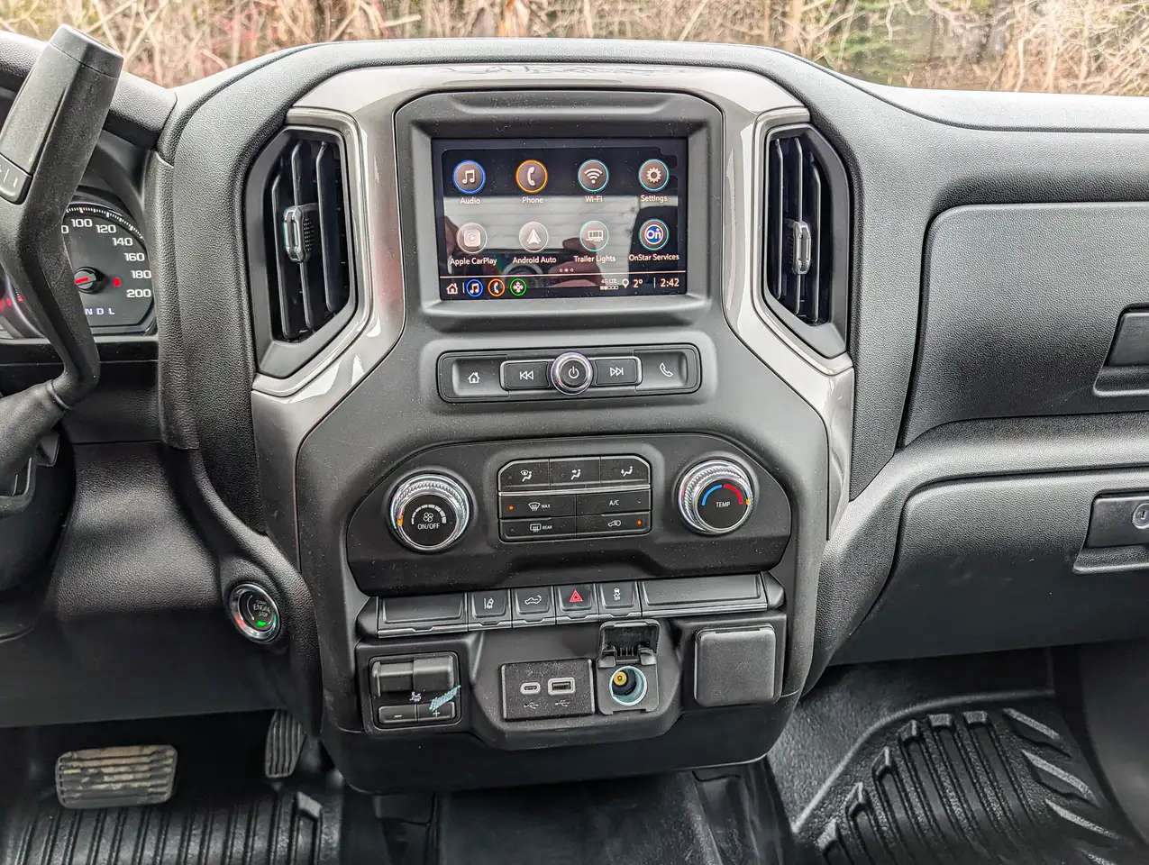 GMC Sierra 2500HD снимка GMC Sierra 2500HD