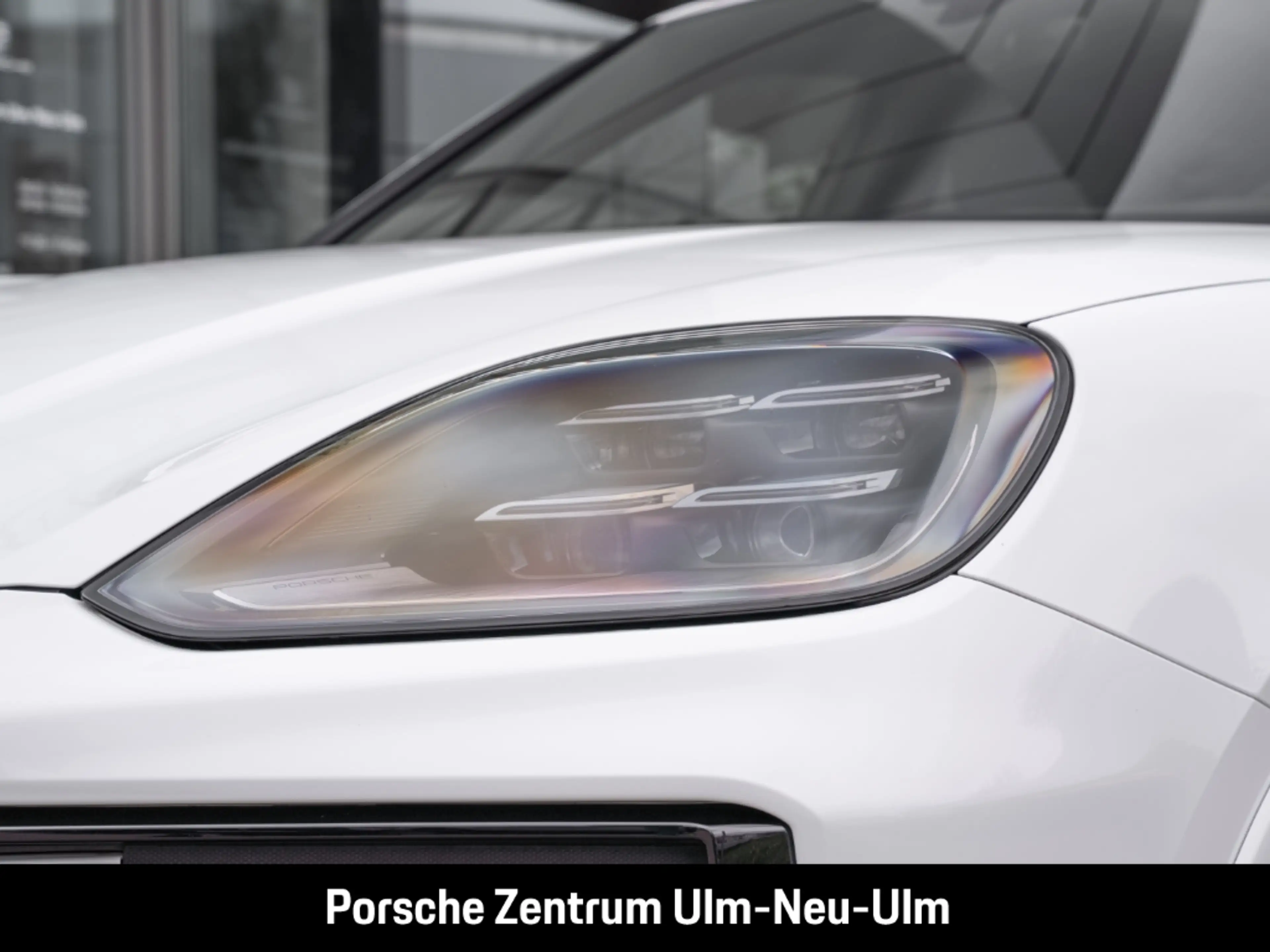 Porsche Cayenne S InnoDrive Head-Up Soft-Close 22-Zoll — photo 13