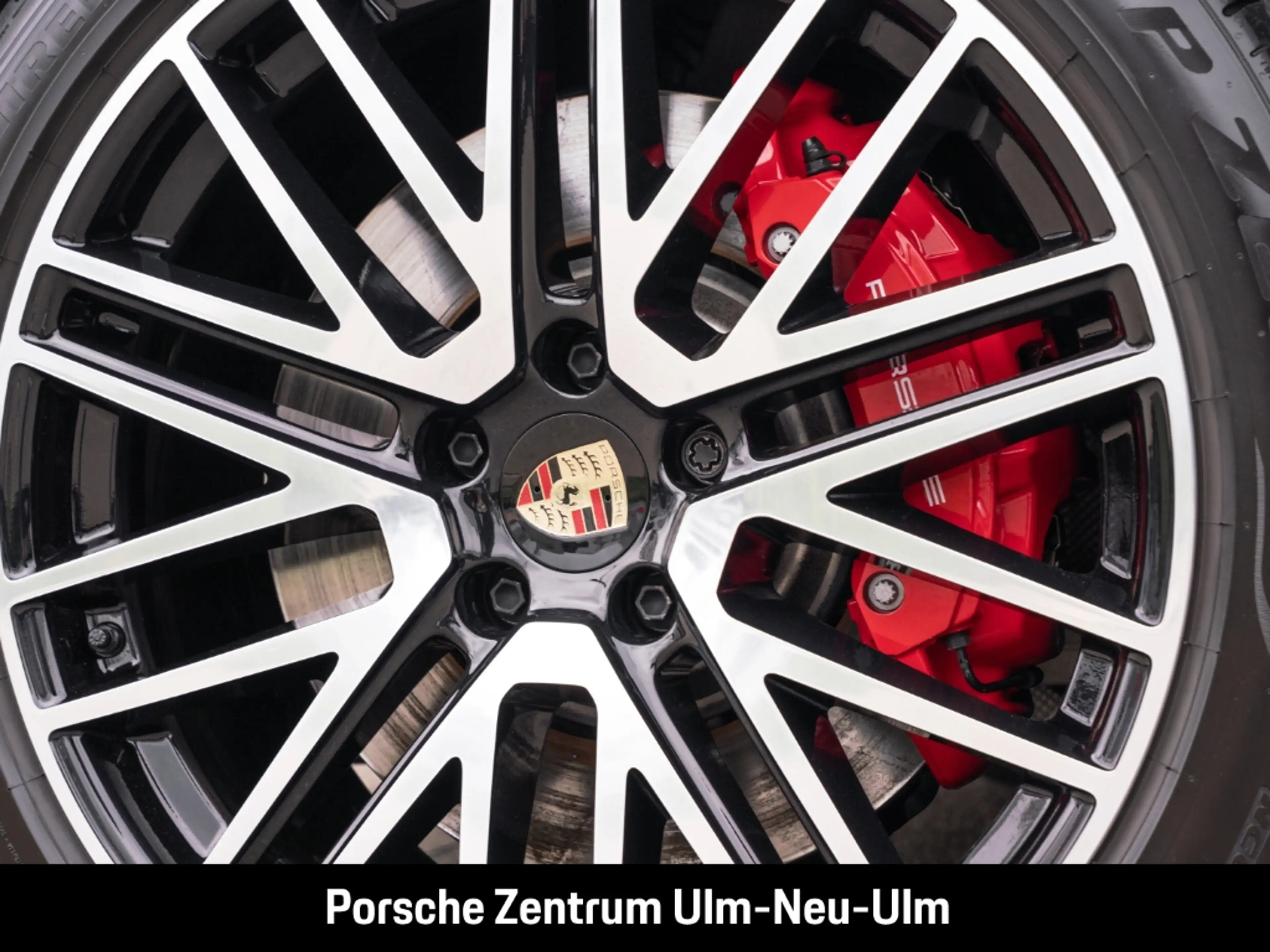 Porsche Cayenne S InnoDrive Head-Up Soft-Close 22-Zoll — photo 14
