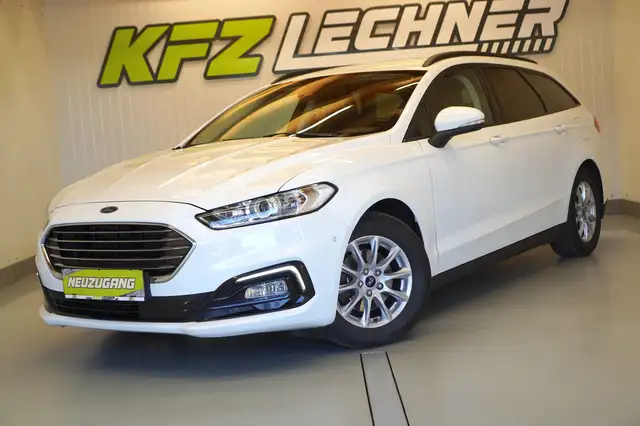 Ford Mondeo view 8
