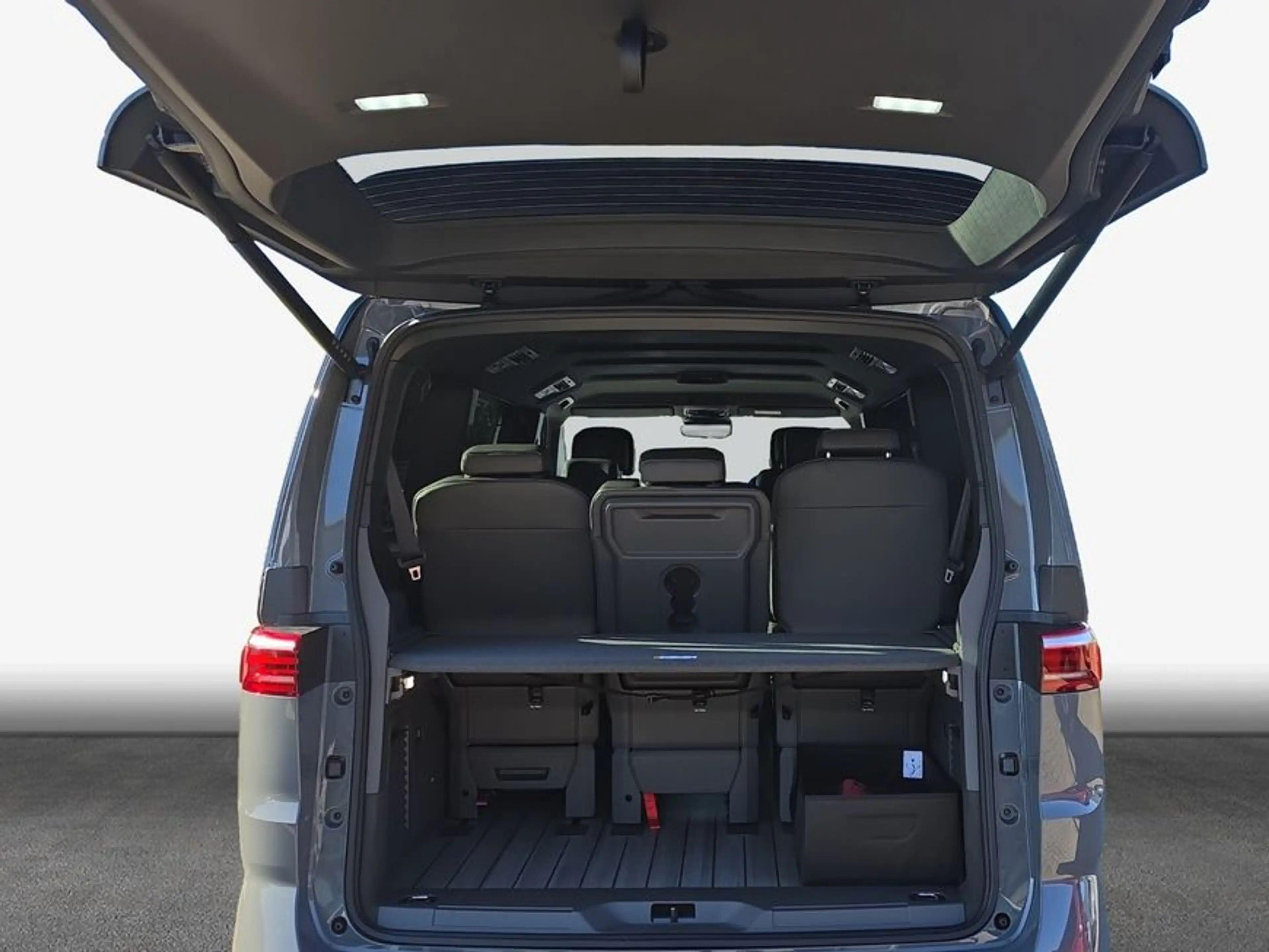 Volkswagen LT Multivan Life ''Edition'' Motor: 2,0 l TDI SCR 110 — photo 7