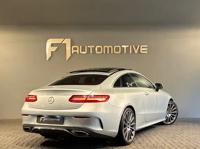 Mercedes-Benz E-Class view 3