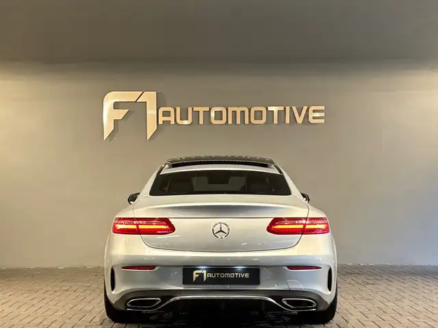 Mercedes-Benz E-Class view 9