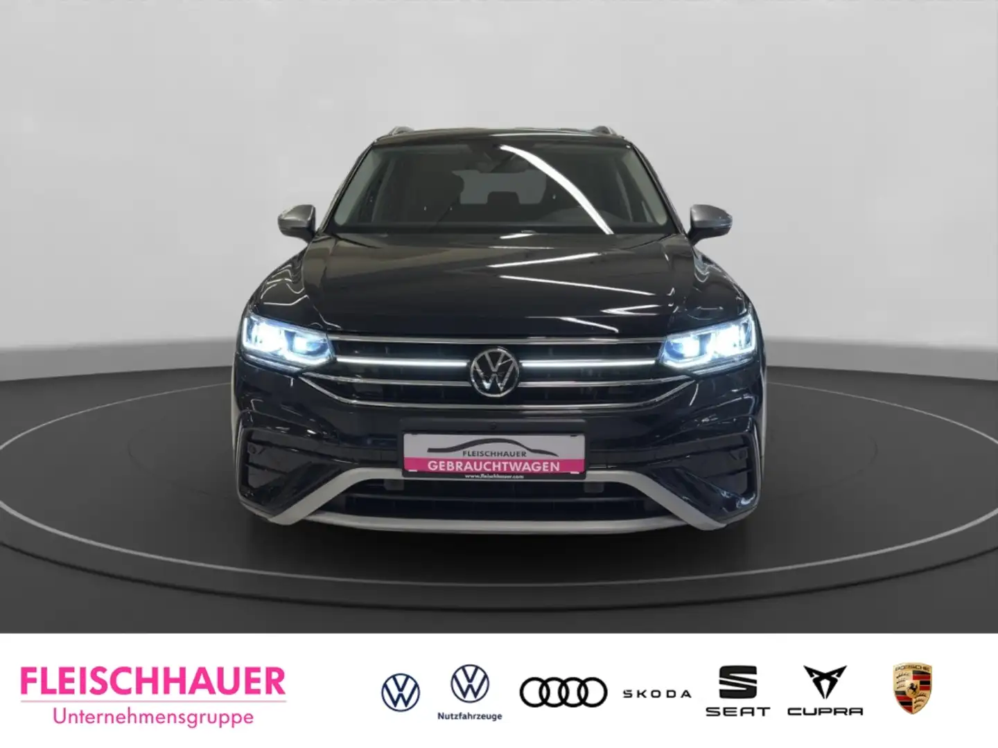 Volkswagen Tiguan Allspace Elegance 2.0 TDI 4M Matrix+AHK+Navi+Stdhzg Schwarz - 2
