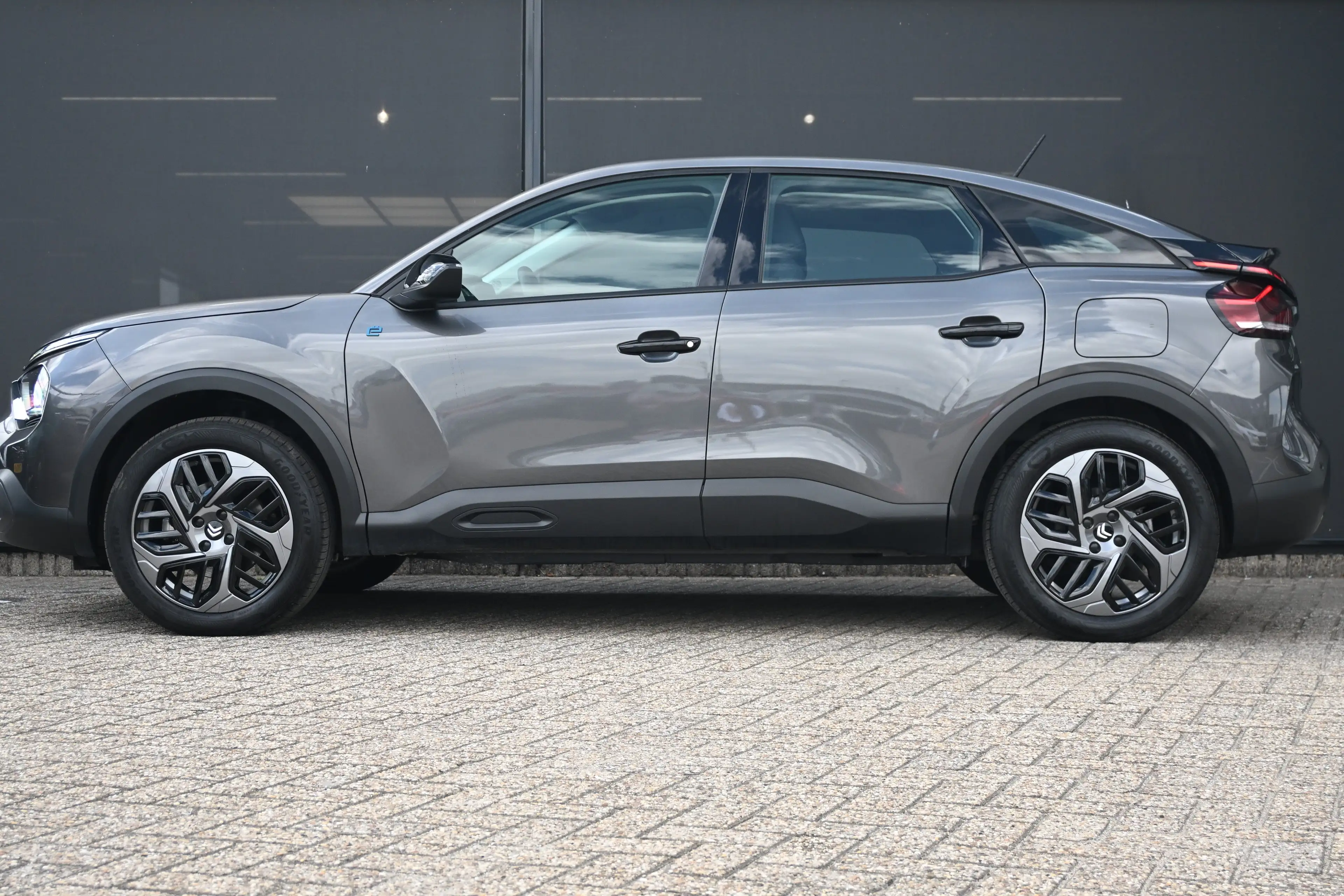 Citroen E-C4 Electric You 50 kWh 3 Fase | Navigatie by App | Achteruitri — photo 3