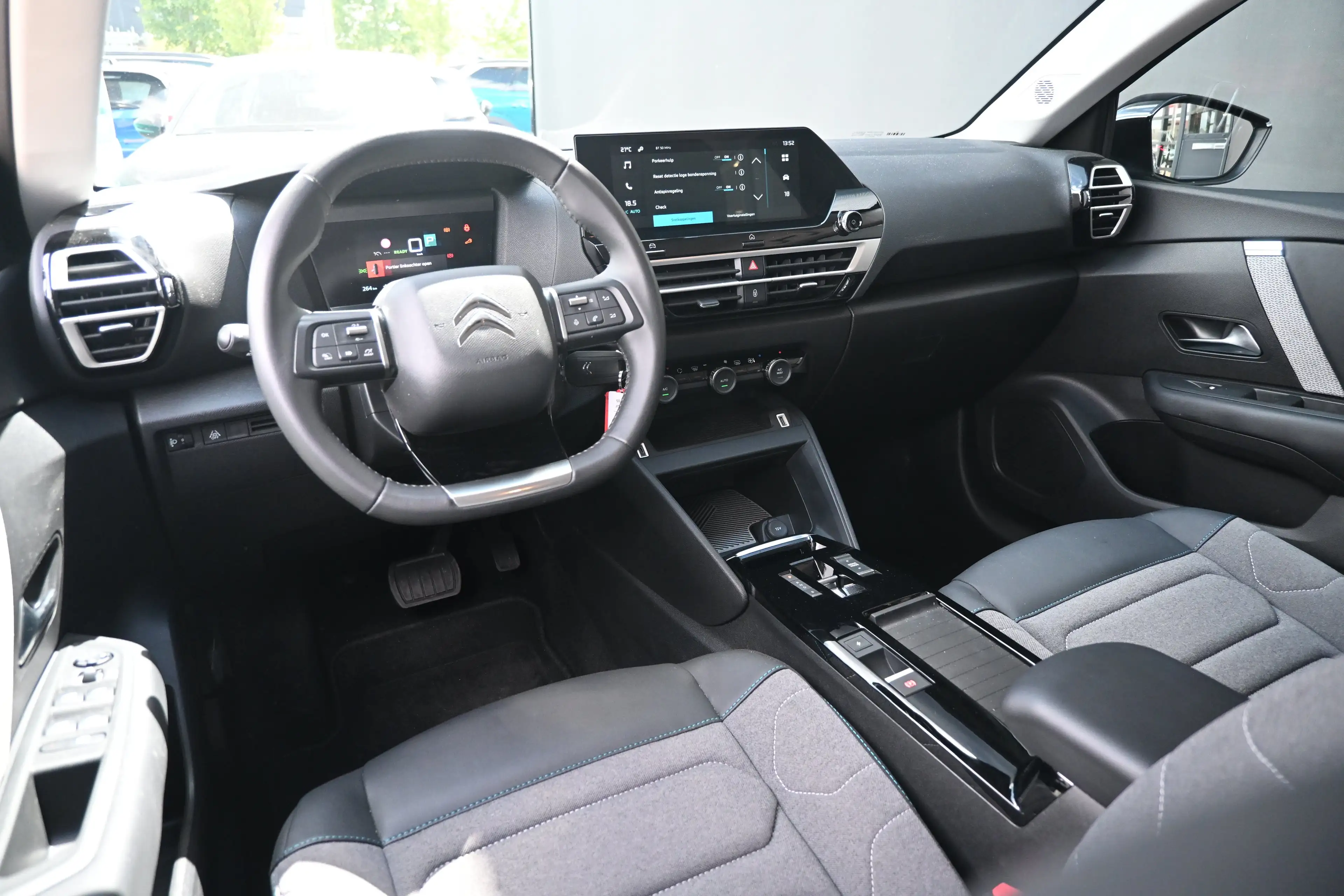 Citroen E-C4 Electric You 50 kWh 3 Fase | Navigatie by App | Achteruitri — photo 12