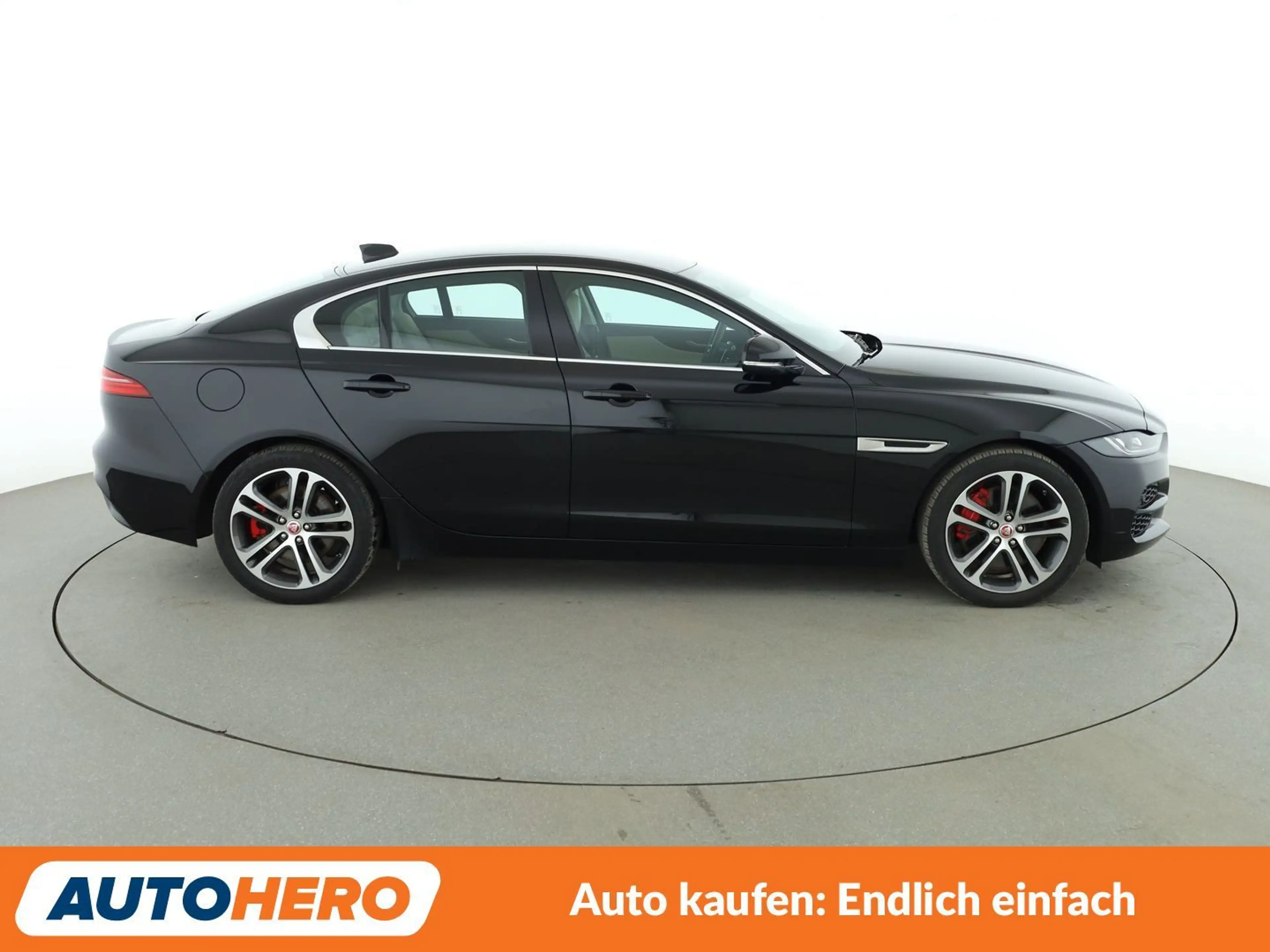 Jaguar XE 25t S Aut*LED*TEMPO*CAM*PDC*KLIMA* — photo 7