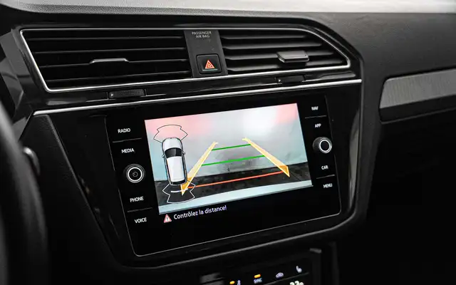 Volkswagen Tiguan view 16