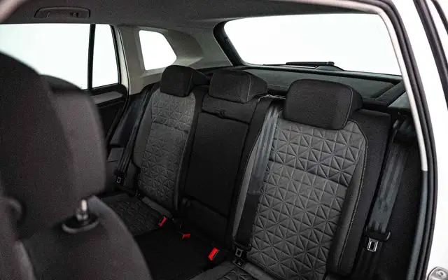 Volkswagen Tiguan view 7