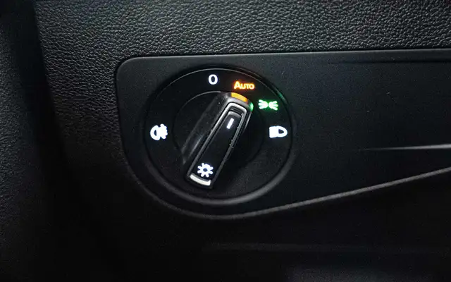 Volkswagen Tiguan view 22