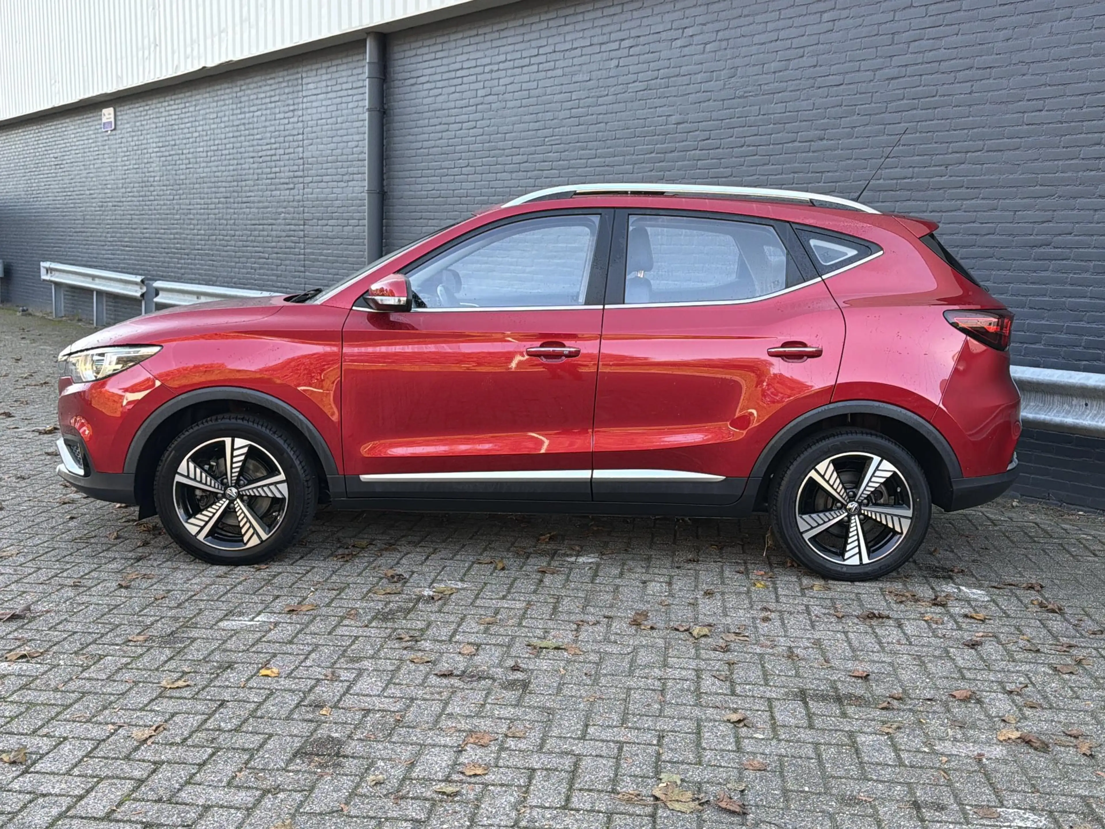 MG ZS MG EV Luxury 45 kWh | Pano | Camera | Leder | Crui — photo 8