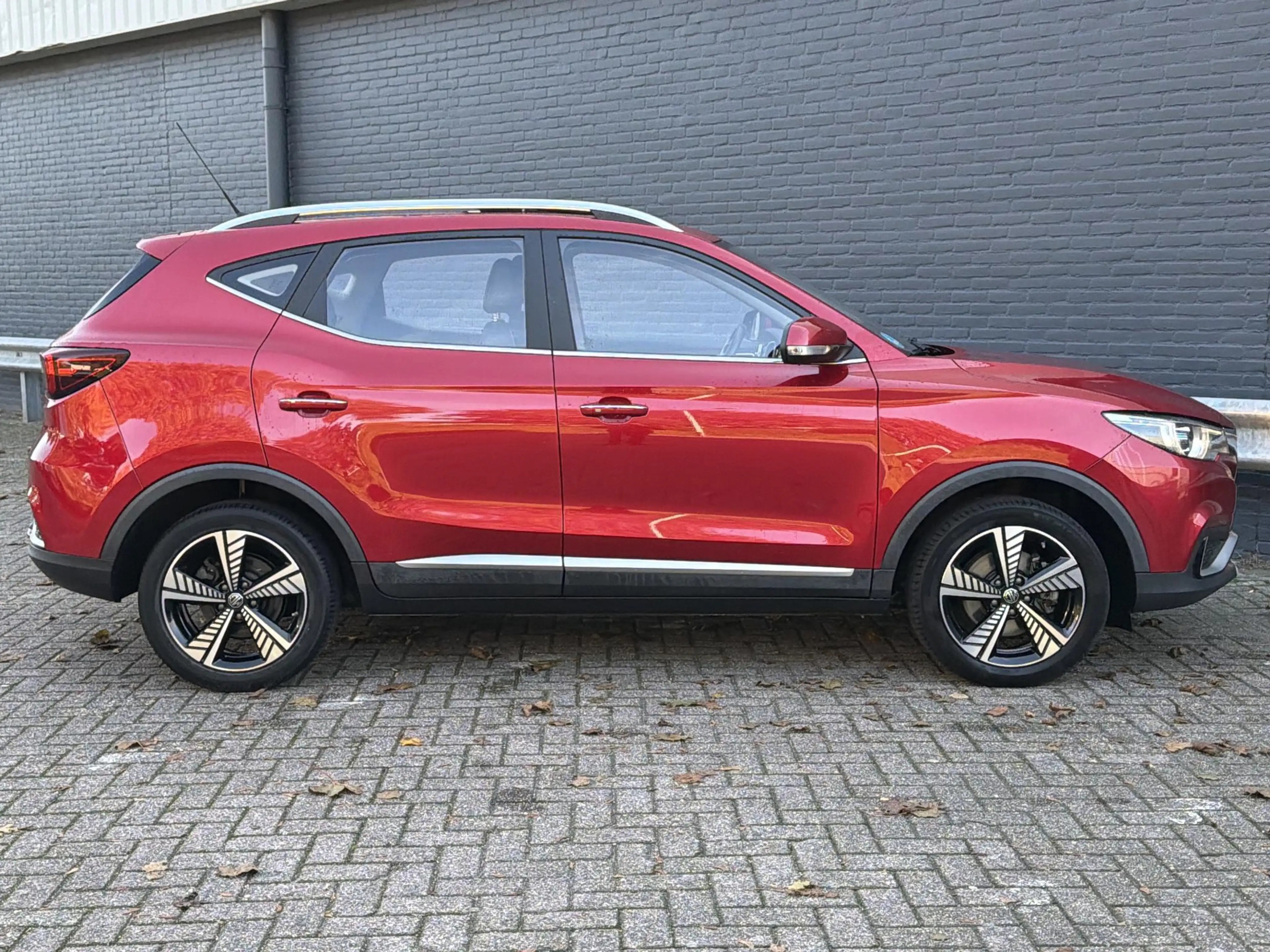 MG ZS MG EV Luxury 45 kWh | Pano | Camera | Leder | Crui — photo 7