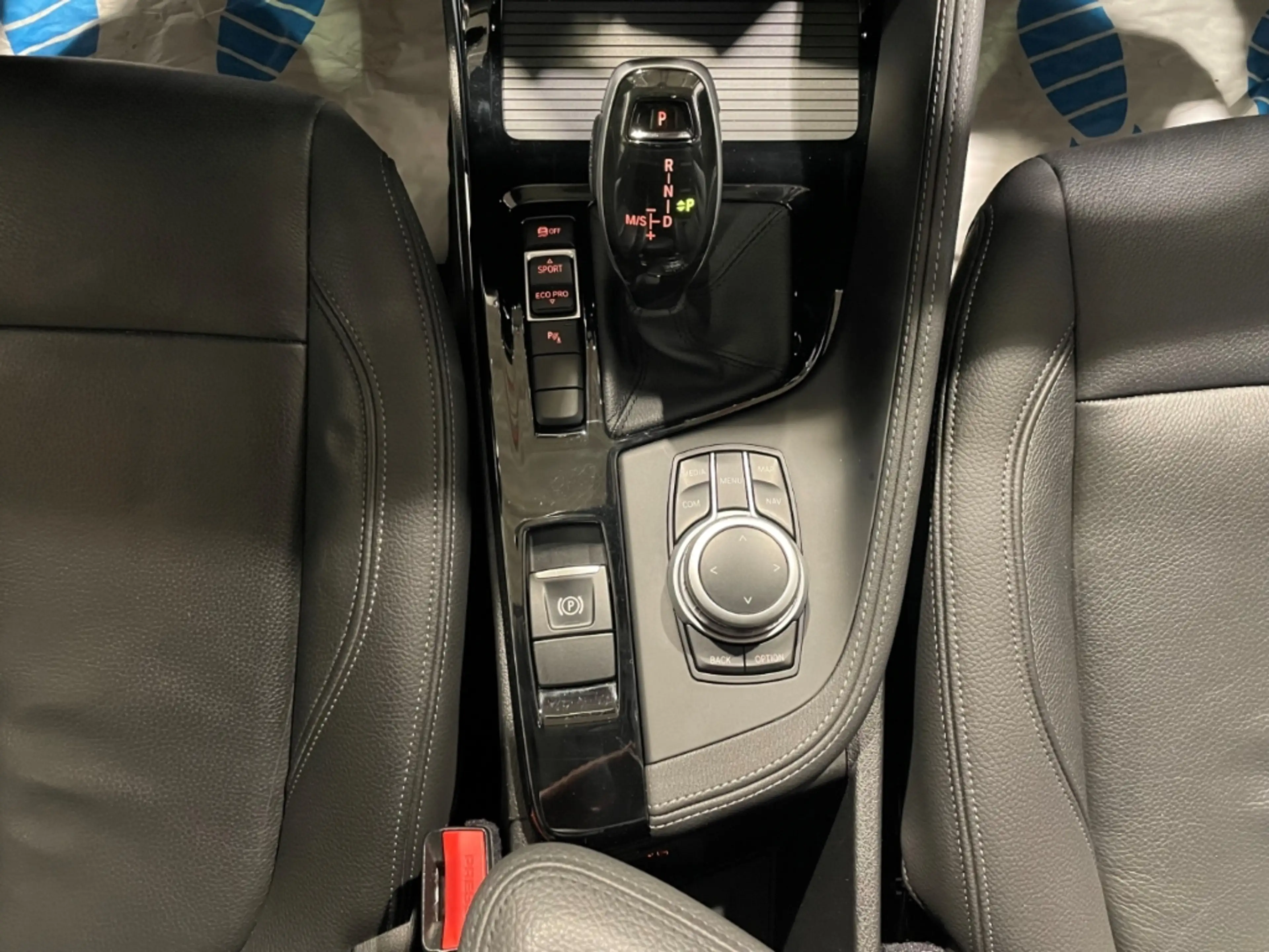 BMW X2 sDrive 20d Advantage Automatik EU6d Leder LED ACC — photo 14