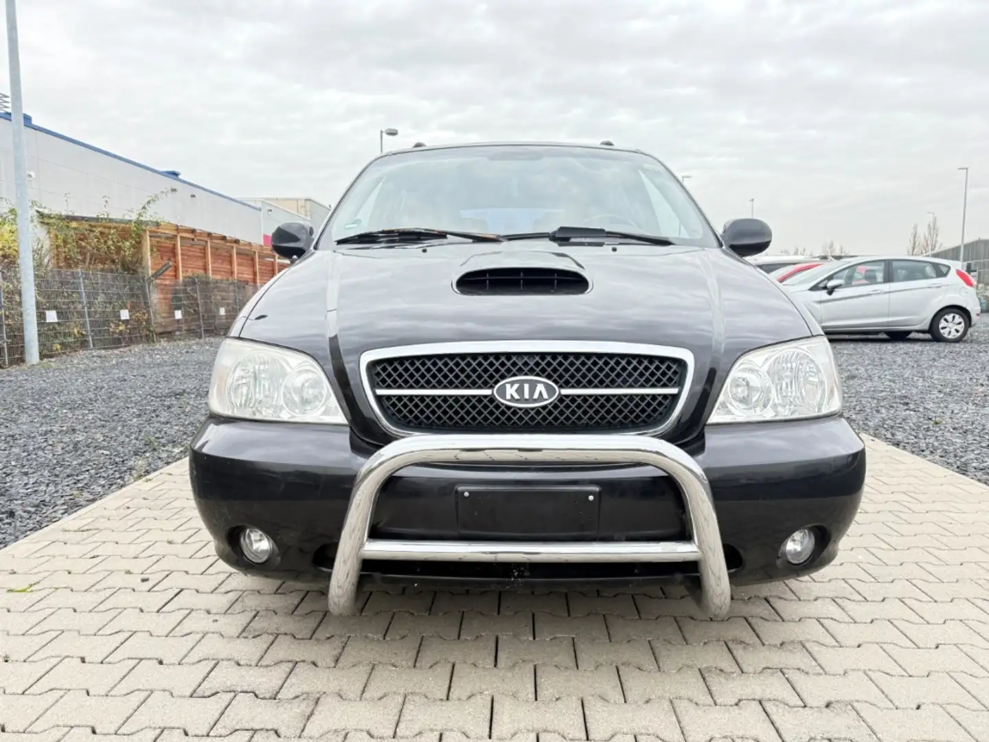Kia Carnival II 2.9 CRDi EX Leder 7 Sitze Klima PDC Schwarz - 2